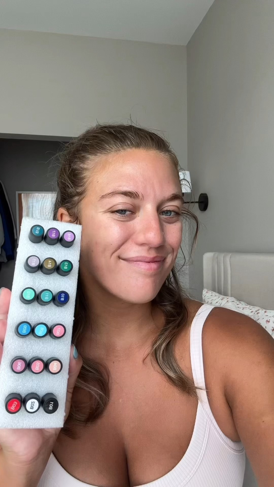 Doing my own nails at home > paying $80 every 2 weeks 💅 This gel kit comes with 32 COLORS and everything you need. Obsessed is an understatements

Girl math 101 states that you get to treat yourself every two weeks with the $80 you’re saving 🤍 #girlmath #gelnails #gelnailkit 

#LTKFindsUnder50 #LTKBeauty