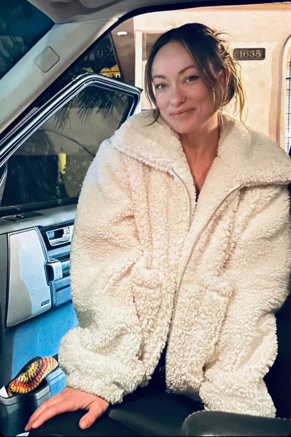 Shop Olivia Wilde's zip front jacket in off-white

#LTKstyletip #LTKsalealert #LTKFind