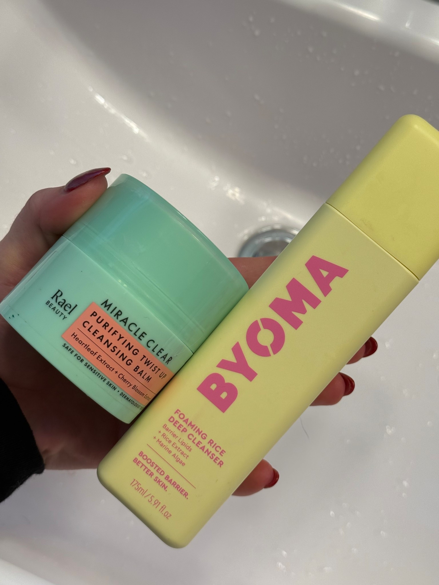 Drugstore makeup remover & cleanser🫧 the cleanest skin you’ll ever have omg 

#LTKBeauty #LTKmorningroutine #LTKselfcare