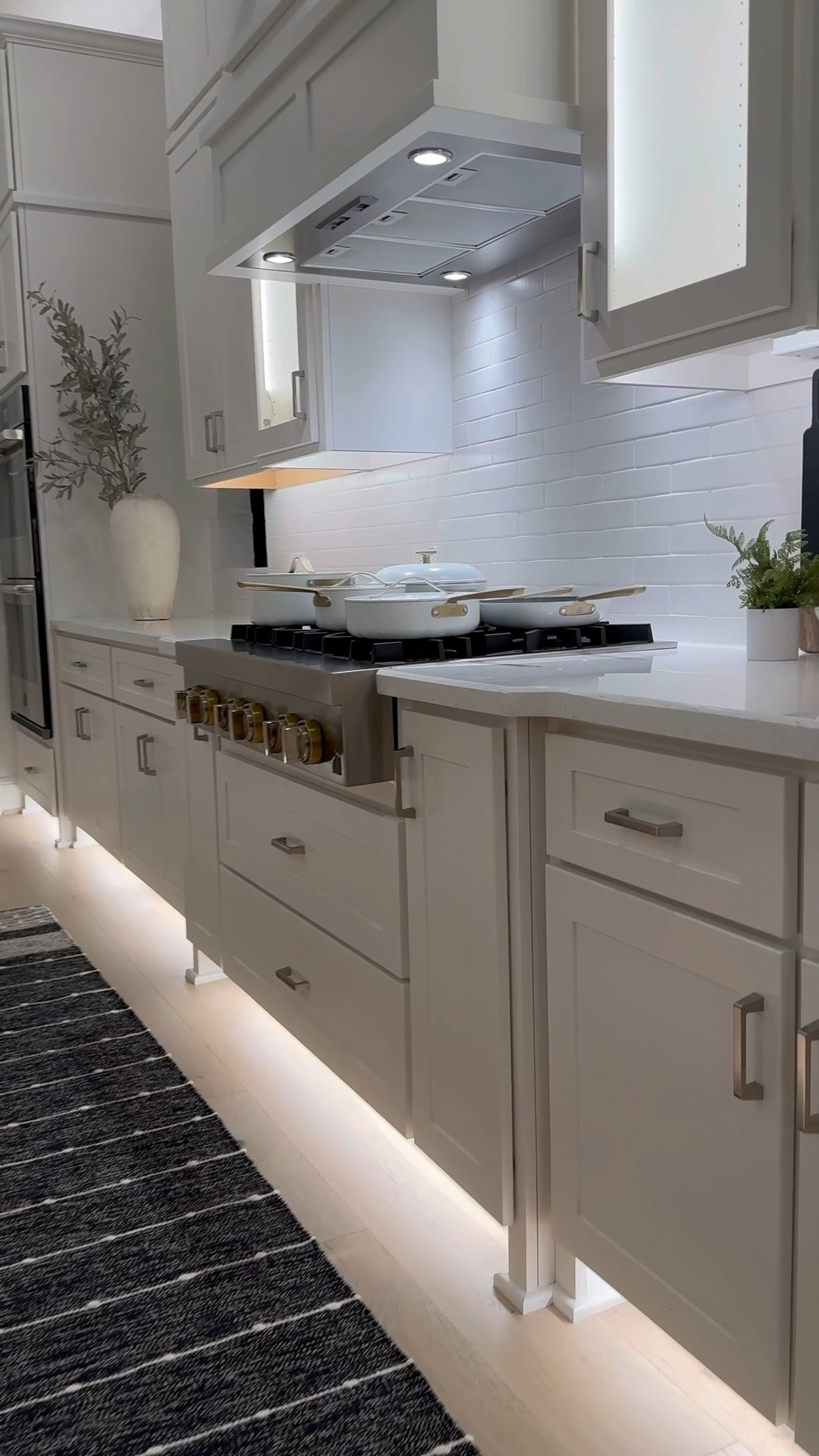 These @Walmart treasures aren't just practical—they're downright GORGEOUS! ✨ I'm completely swooning over Beautiful Brand's chic designs 🤩... and with six dreamy colors to choose from, I want every single one! 😍

Shop all five of these essential beauties below! 👇🏽 #HomeGoals #DecorCrush

#LTKHome #LTKSaleAlert #LTKStyleTip