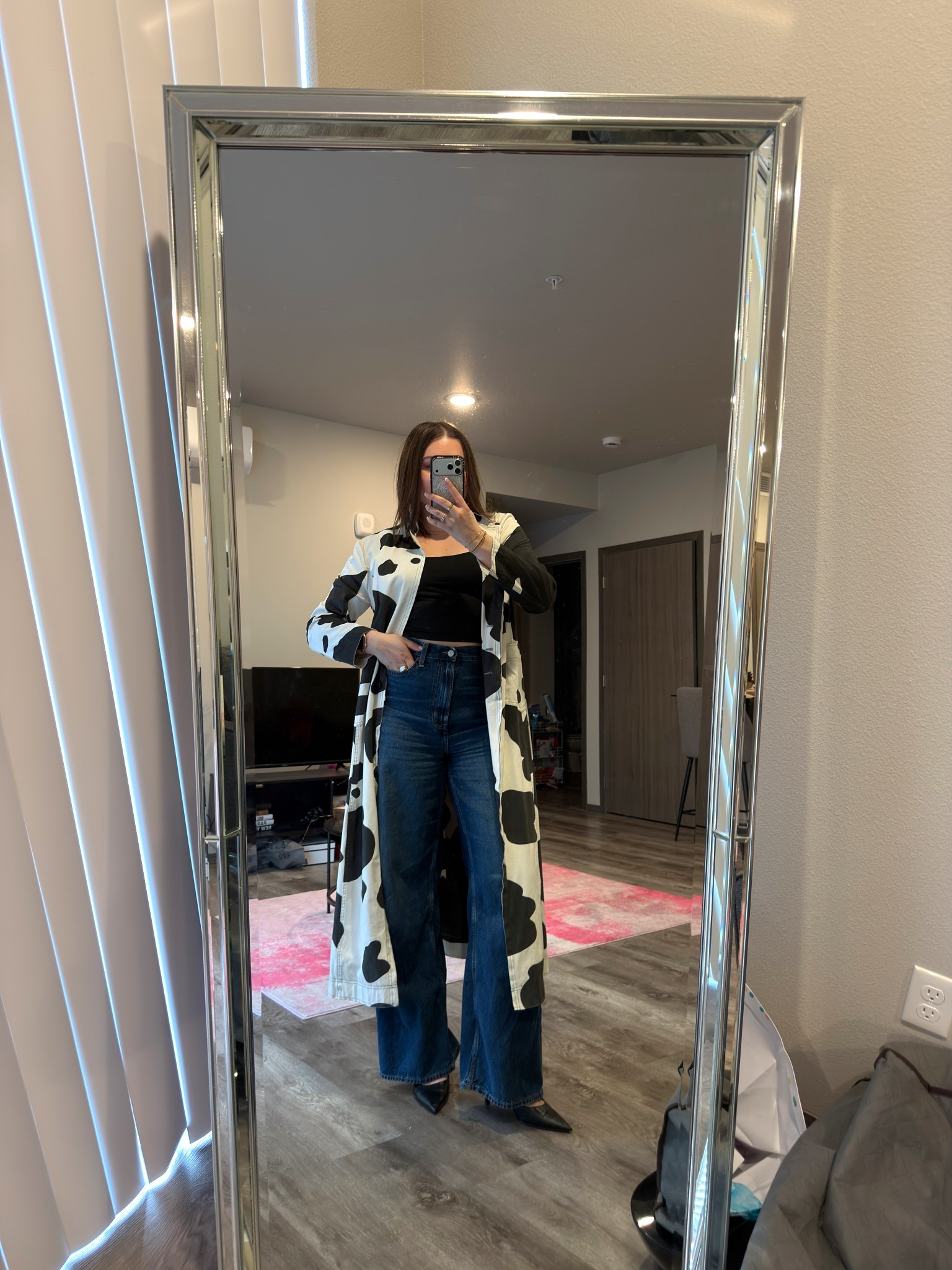 How to style a cow print coat for spring! This is my favorite statement piece for work ￼🐮

I’m wearing a L coat, M tank, size 30 jeans and size 9.5 heels

#LTKWorkwear #LTKootd #LTKMidsize