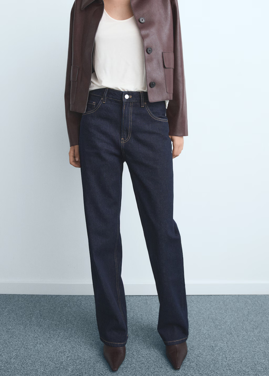 Miami medium-rise straight-fit jeans - Women | MANGO United Kingdom | MANGO (UK)