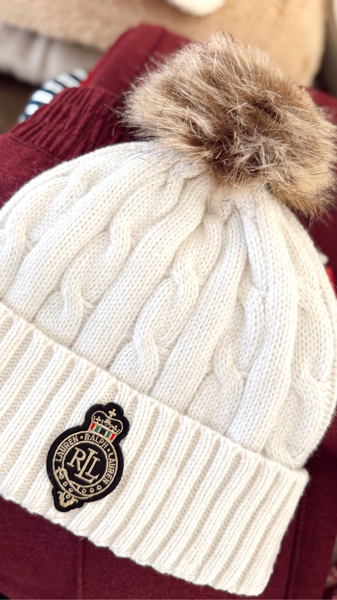 Ok the perfect touch of Ralph Lauren🎁! I bet this goes quick! I love it! 🤍🎁


Hat. Ralph Lauren. Winter. 

#LTKGiftGuide #LTKStyleTip #LTKSeasonal