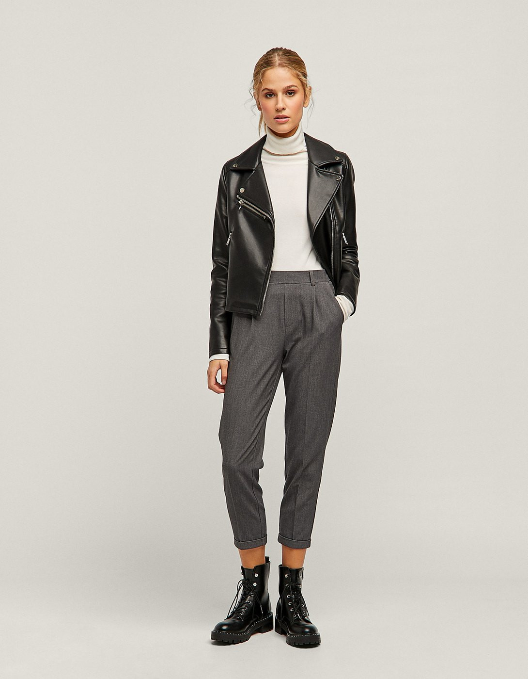 Pantalon tailleur coupe slim | Stradivarius (FR)