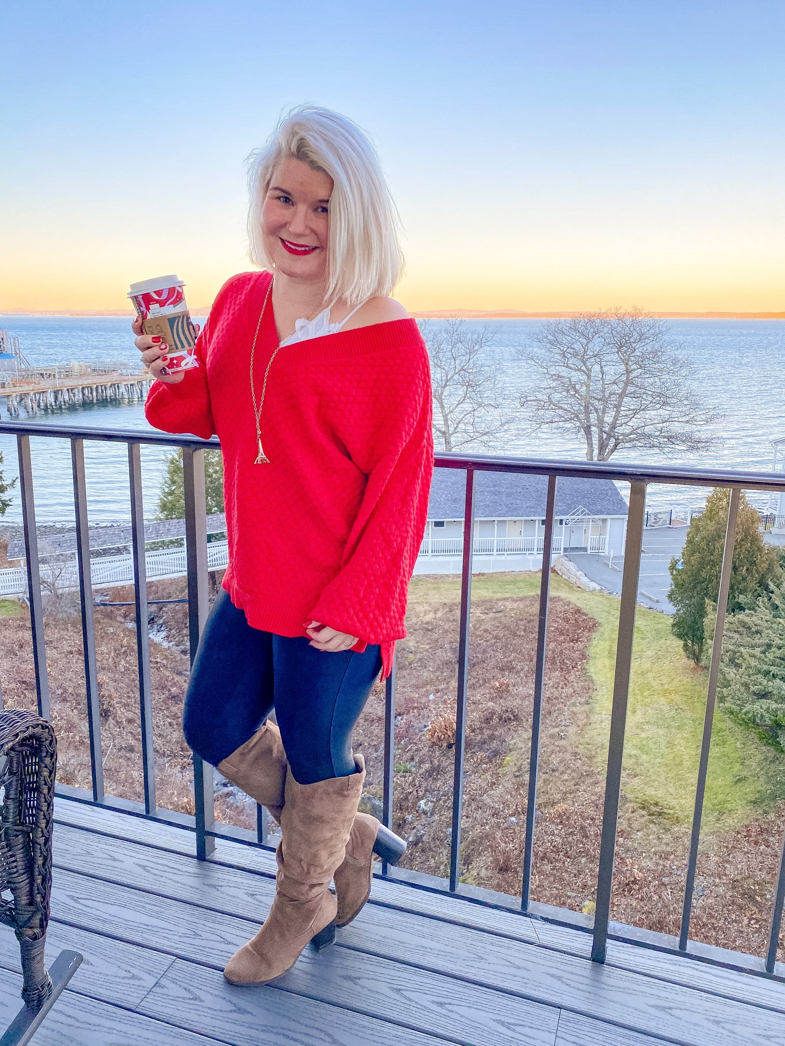 
‘Tis the season for red! 

I love a good red sweater especially this time of year. 

#LTKCyberweek #LTKHoliday #LTKSeasonal