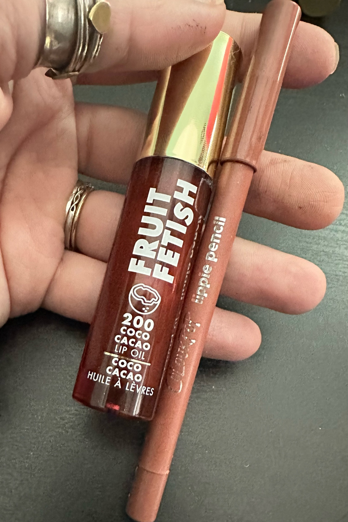 💋 Kissable lips that look amazing!! This gloss is epic and suits nearly everyone! The liner just adds a pop. This has been my everyday look, So good!! #lipglosscombo #liplook 

#LTKfindsunder50 #LTKstyletip #LTKbeauty