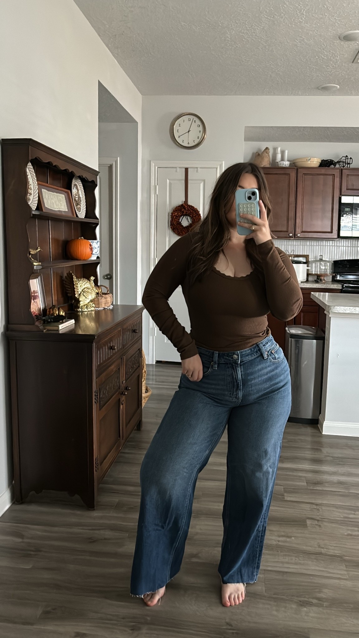 american eagle fall haul! 🤎

size small in top, 6 regular in jeans  

#LTKFindsUnder100 #LTKSeasonal #LTKFindsUnder50