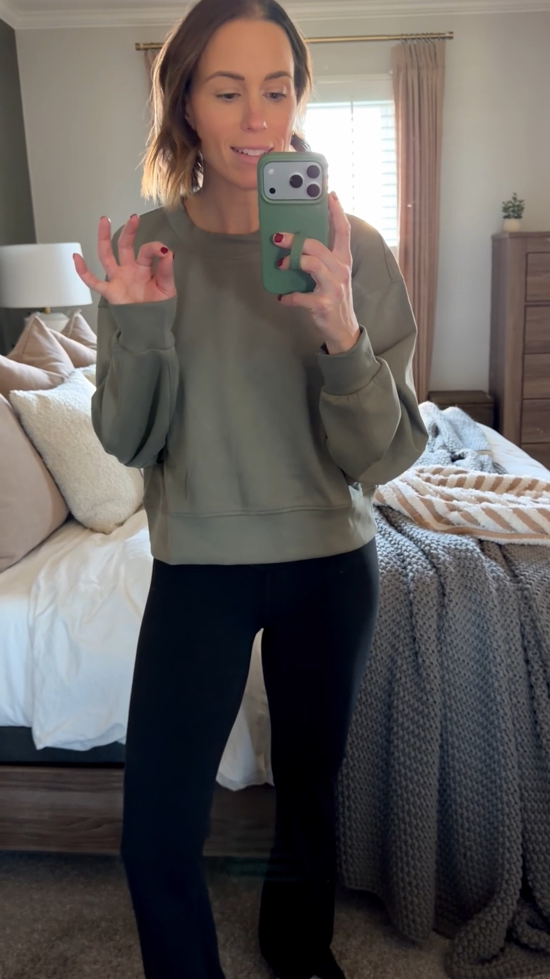 My most recent Amazon order is SO good it’s ridiculous! I absolutely love the color of this sweatshirt and it’s incredibly soft! This brand offers an oversized option as well if the “cropped” version isn’t your style.

#LTKFindsUnder50 #LTKootd #LTKActive