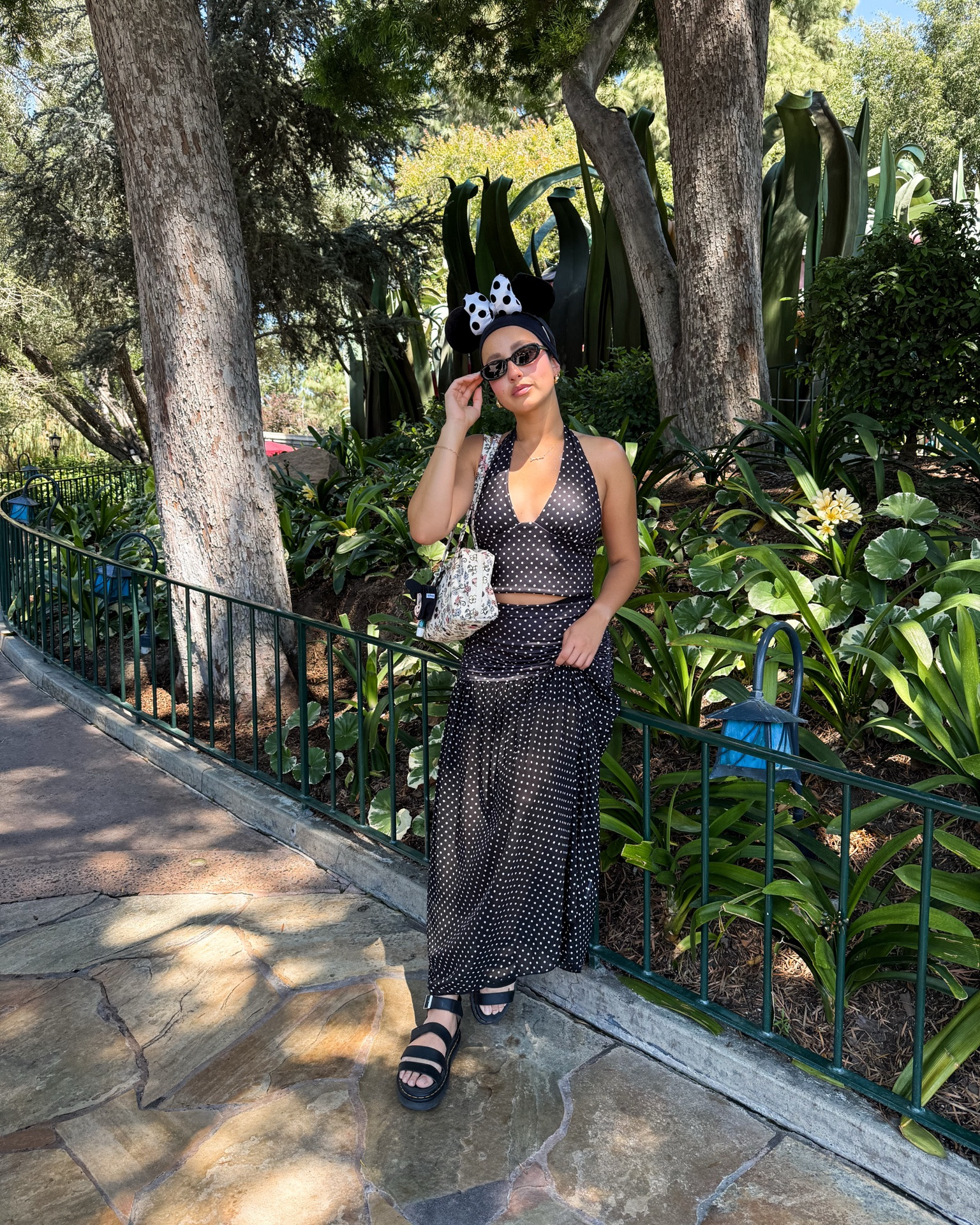 Polka dot Disneyland outfit🖤🤍

#LTKootd