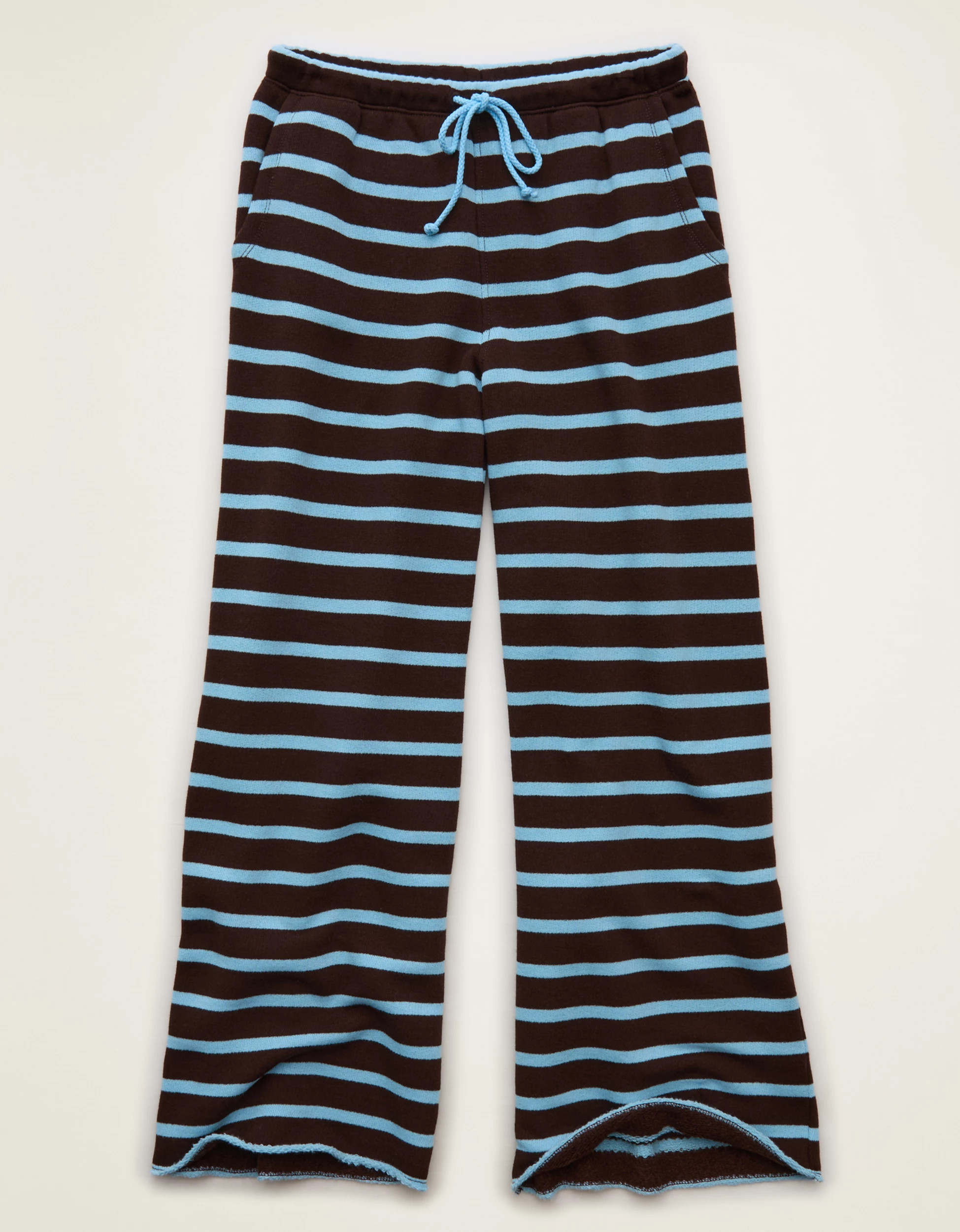 AE Dreamy Fleece Low-Rise Wide-Leg Sweatpant | American Eagle Outfitters (US & CA)