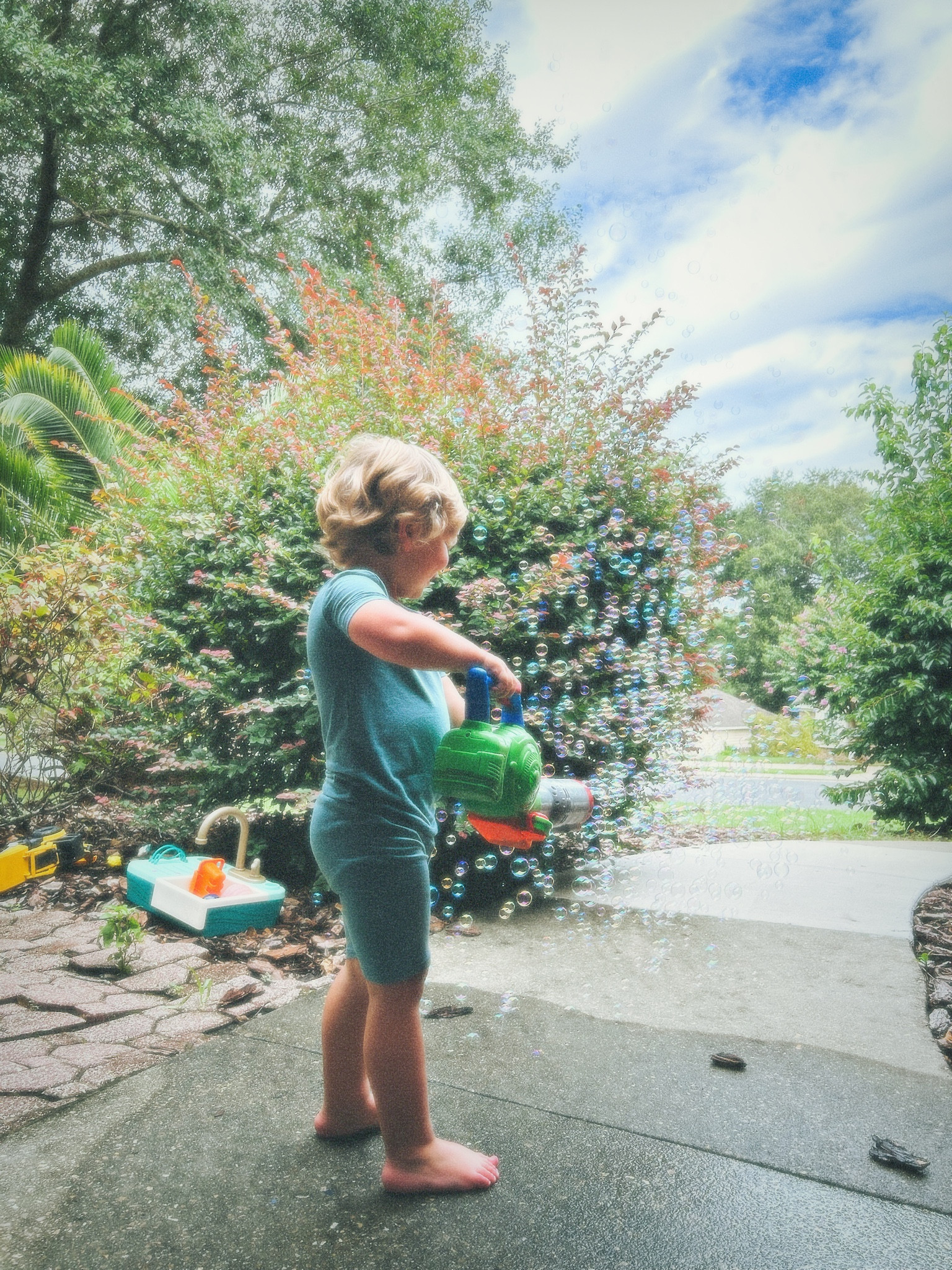 The best bubble toy EVER #toddle #toys #walmart #bubbles 

#LTKFindsUnder50 #LTKKids #LTKFamily