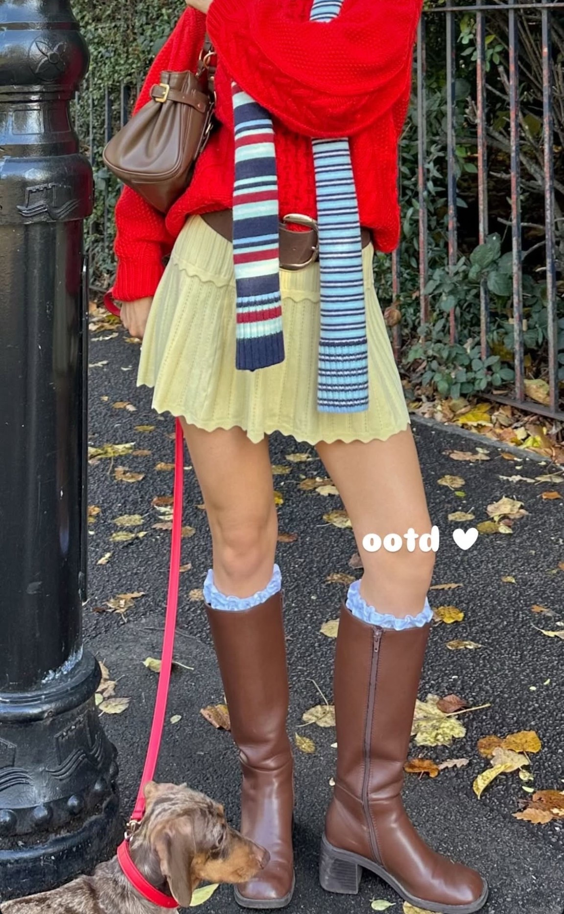 Autumn OOTD 🐶❤️☁️🍪✨💌

Knitwear, cable knit, mini skirt, scarf, knee high bootss

#LTKautumn #LTKwinter #LTKuk