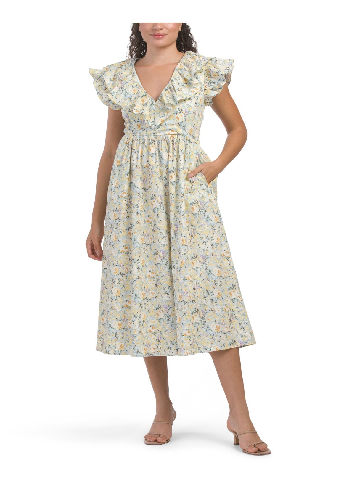 Floral midi dress for Spring and Summer 

#LTKFindsUnder50 #LTKSpringSale #LTKStyleTip