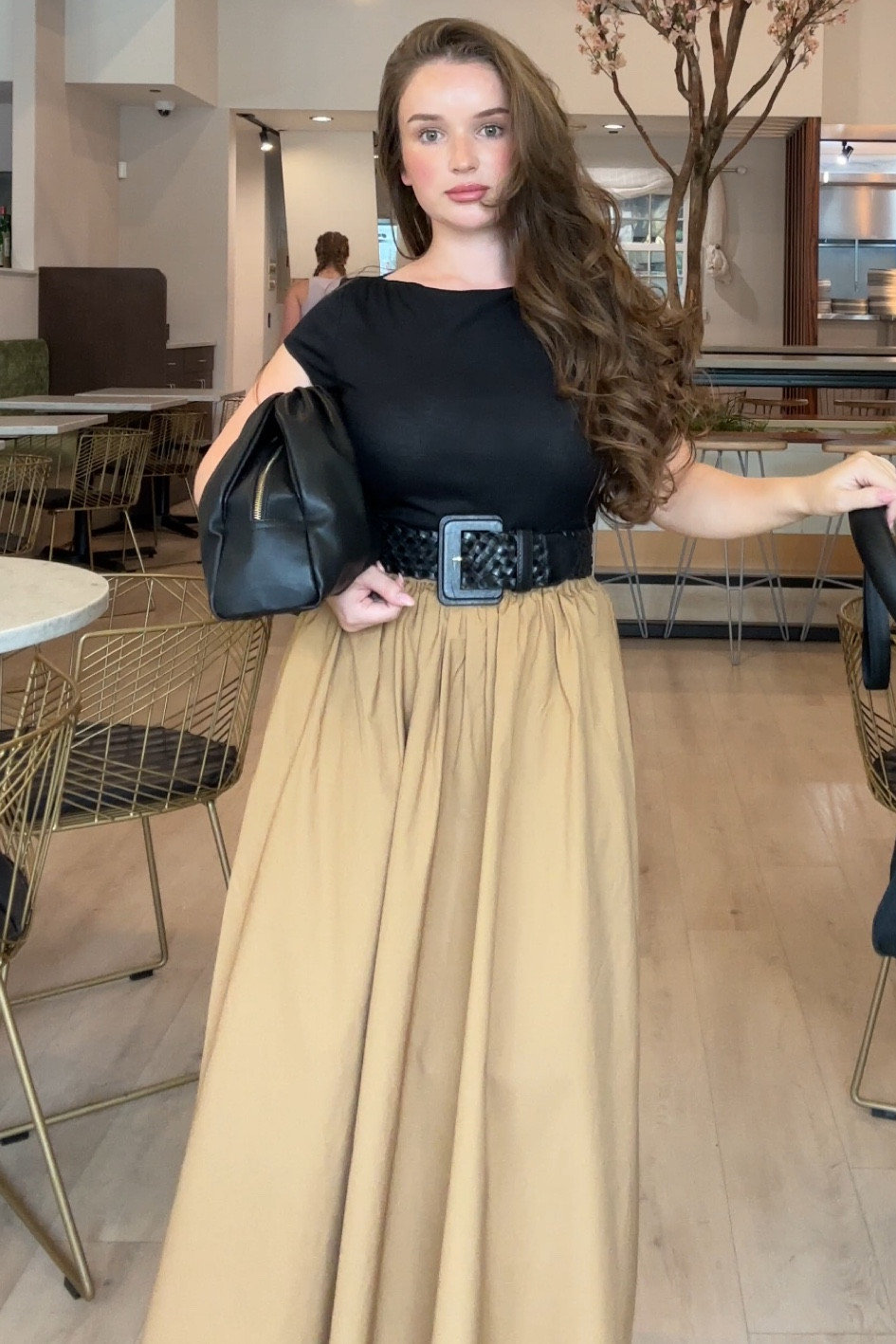 T shirt H&M 
Skirt Target 
Belt &other stories (old)  
Bag mango (old) 