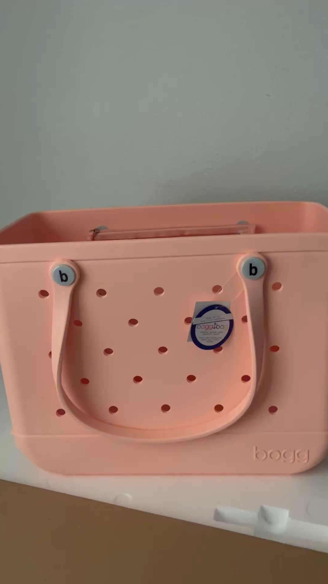 SO in love with my #boggbag original‼️🤩 Perfect color for spring and summer, convenient and cute, yay‼️🙌🏻

Click the 🛍️ icons ⤵️ to discover more colors, sizes and accessories‼️

#momlife #traveladdict #busylife #pastelbag #pastellover #bogg

#LTKSpringSale #LTKSeasonal #LTKOver40