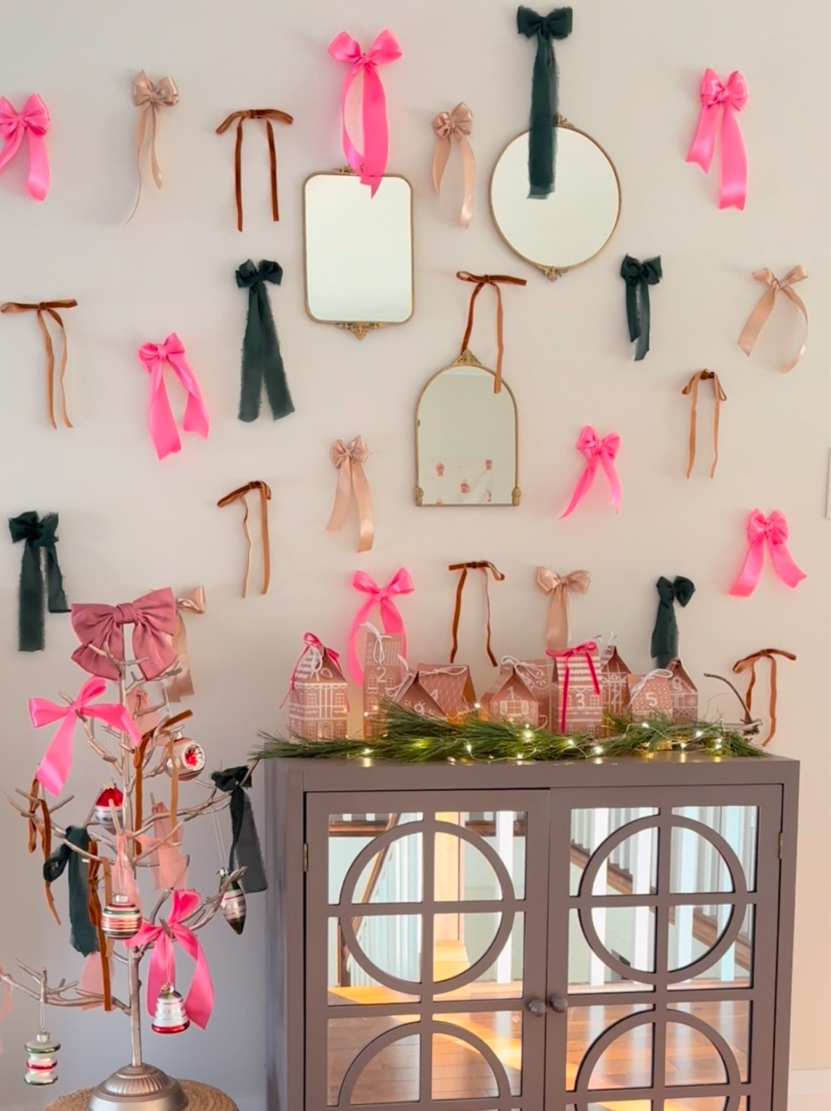 Bow wall 

#LTKfamily #LTKcasa #LTKcanada