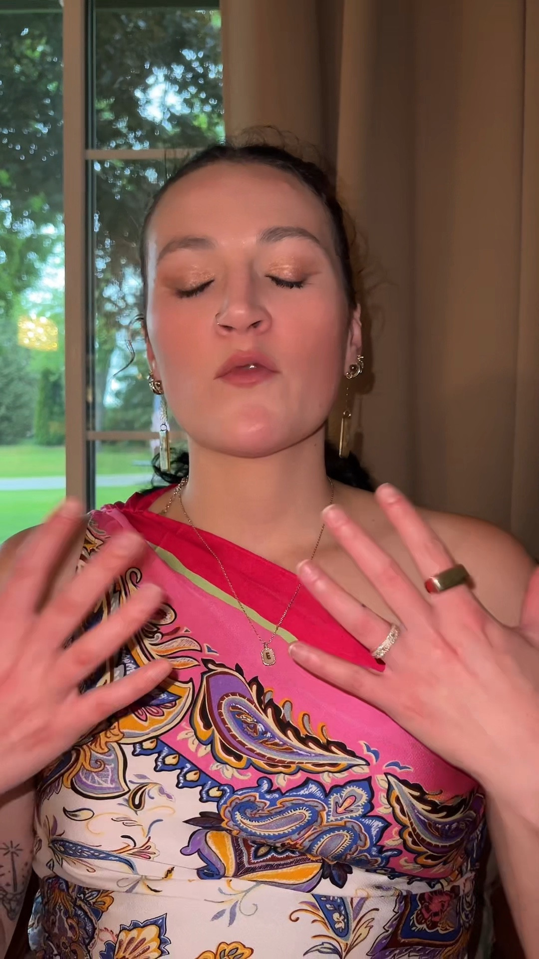 In my housewife era with my summer fashion 🍷 #vici

#LTKStyleTip #LTKSeasonal #LTKSummerEdit