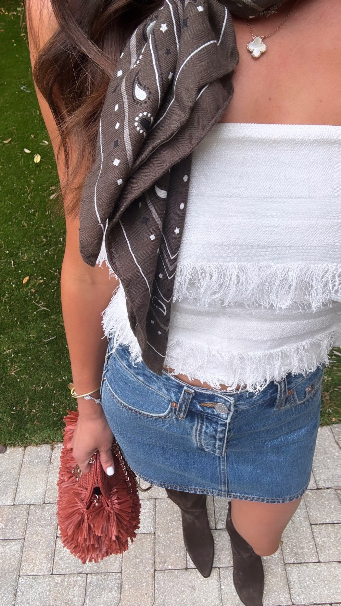 Perfect outfit for a country concert, festival, or western bar! 

country concert outfits
festival outfits 

#LTKootd #LTKFestival
