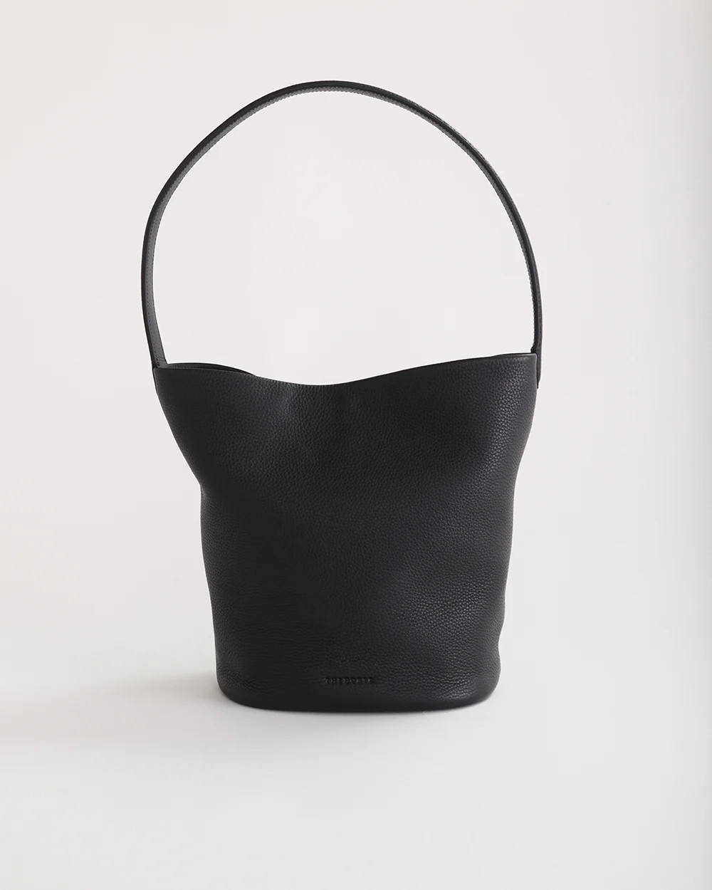 Esme Tote: Black | The Horse (US, AU, UK, NZ)