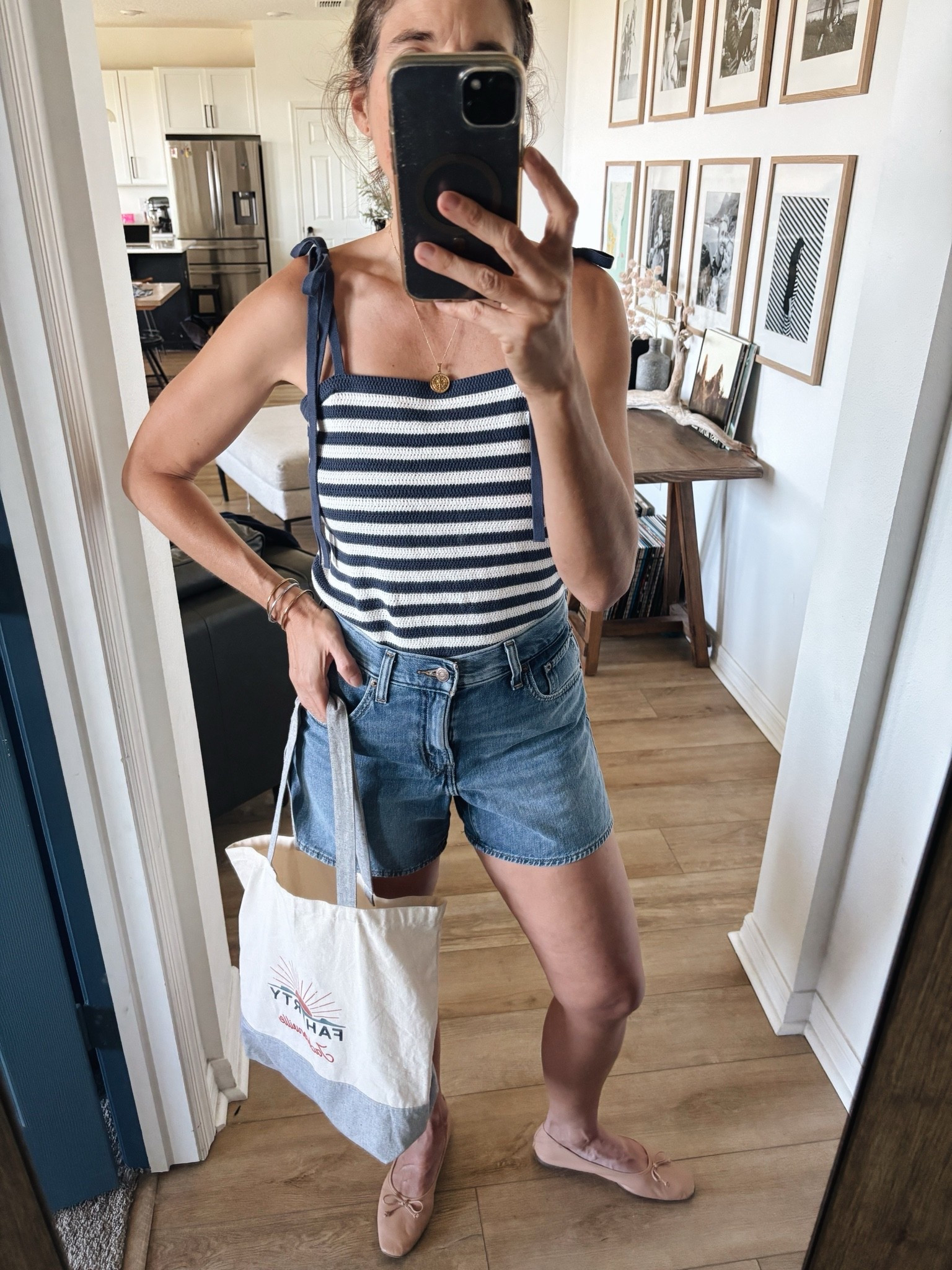 Too small
Jeans 27

#LTKootd #LTKmomlife #LTKgrwm