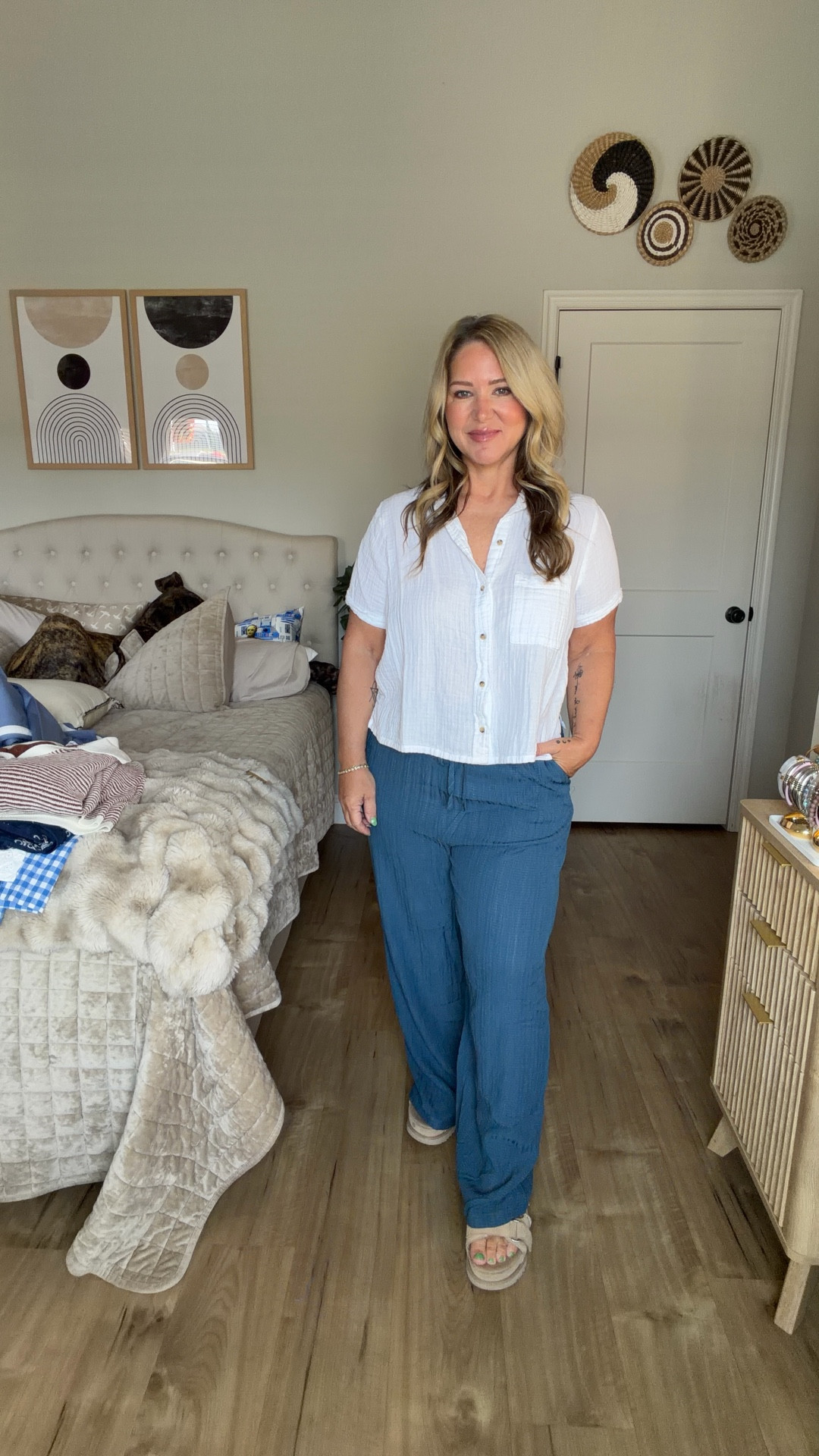 Size large 

#LTKPetite #LTKMidsize #LTKOver40