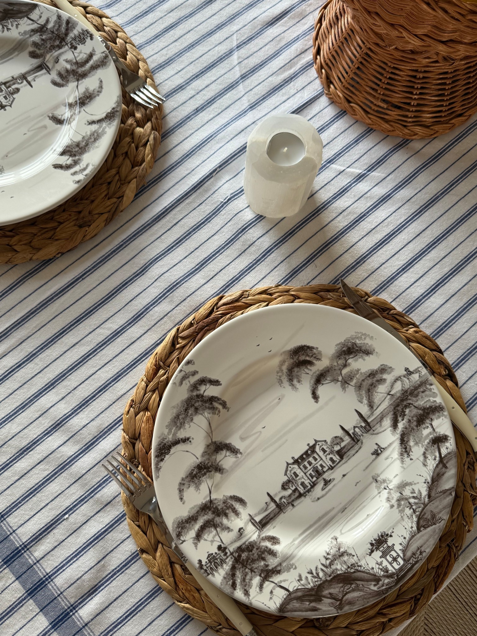 Obsessed with my new Juliska dinner plates via my registry 

#LTKHome