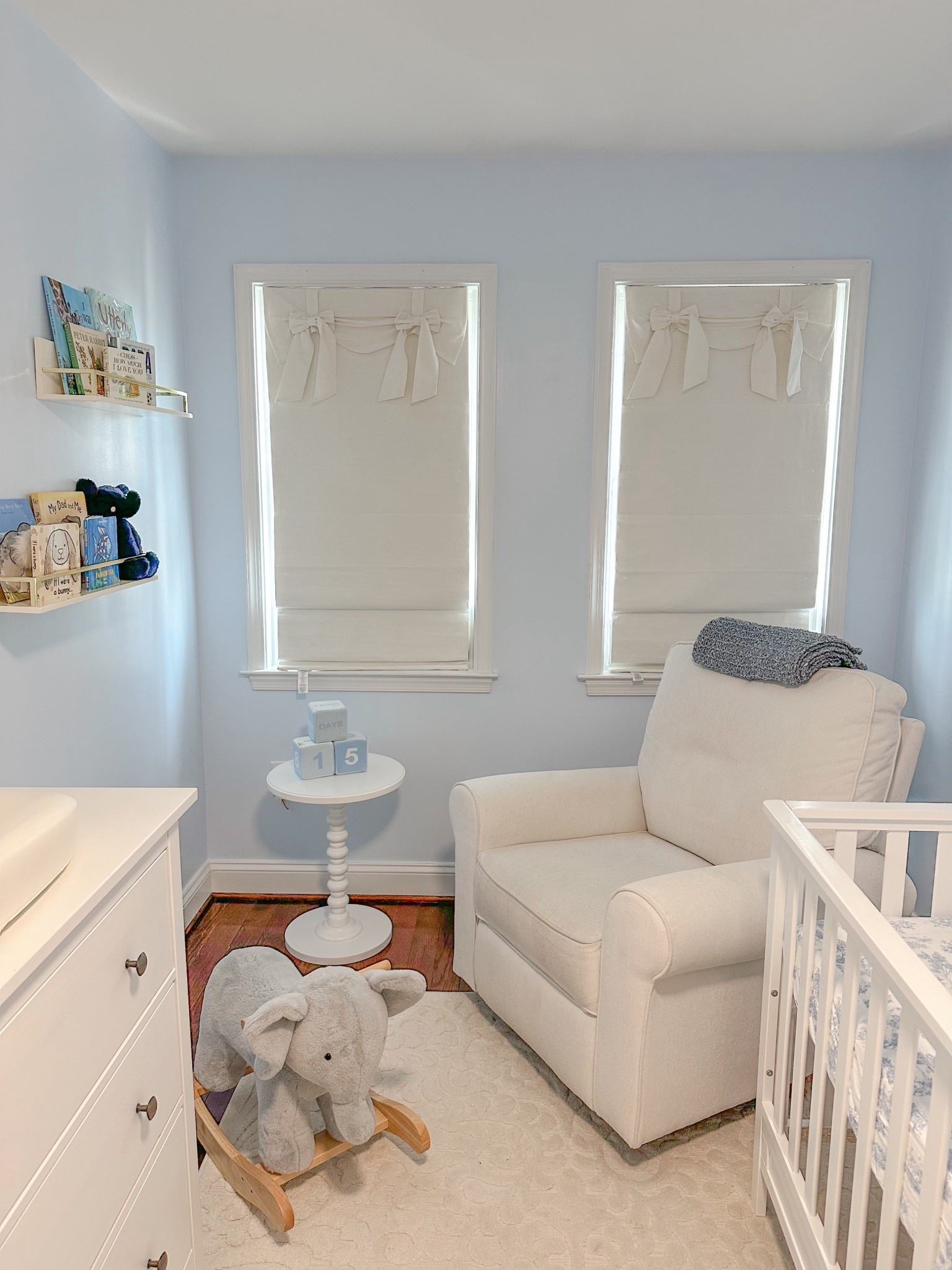 Nursery glider recliner / blackout blinds 