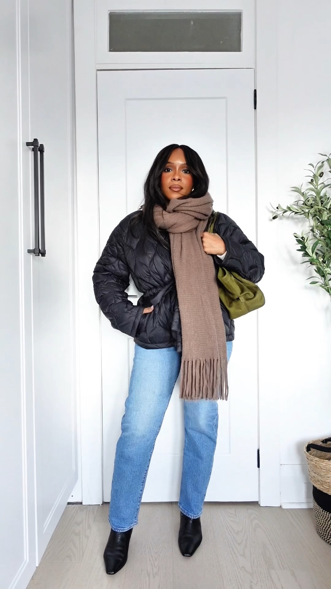 Easy winter ootd. Black jacket is old, newer versions linked below  

#LTKPetite #LTKootd #LTKgrwm