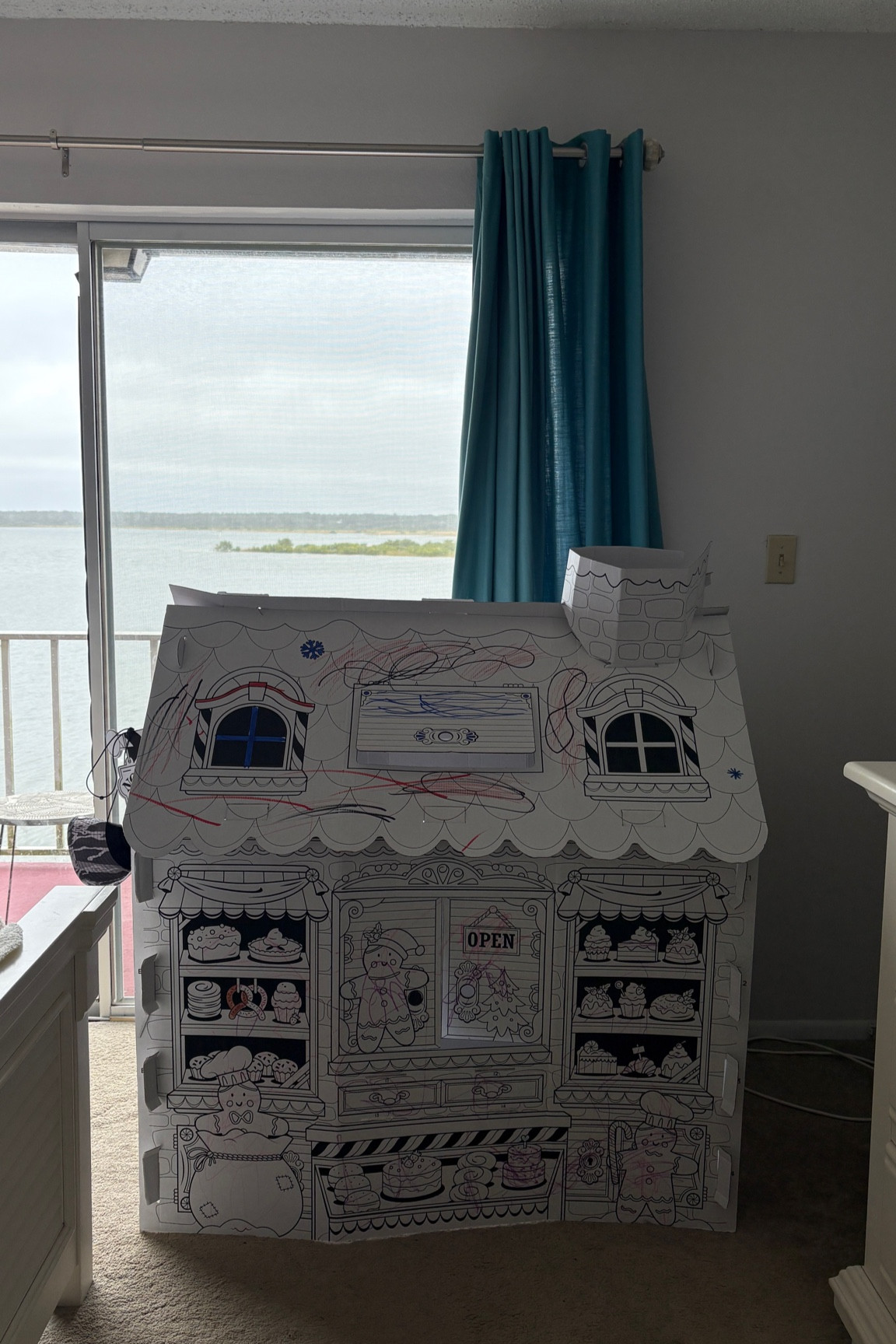 Space saving kids, Playhouse last minute gift idea perfect for kids in small homes, cardboard playhouse


Target kids, target find, target home, target family

#LTKSaleAlert #LTKHome #LTKKids