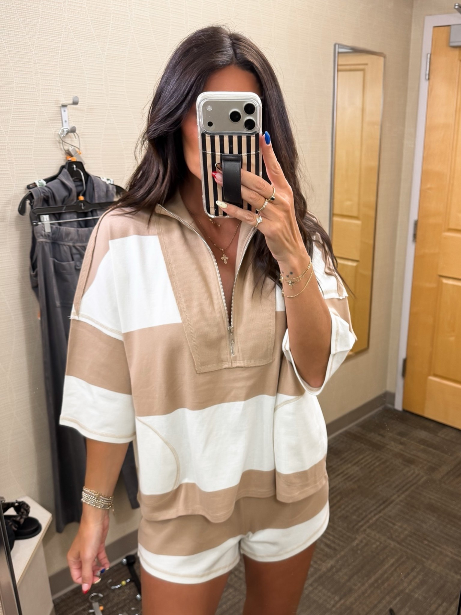 In a size small

#LTKdayinmylife #LTKootd