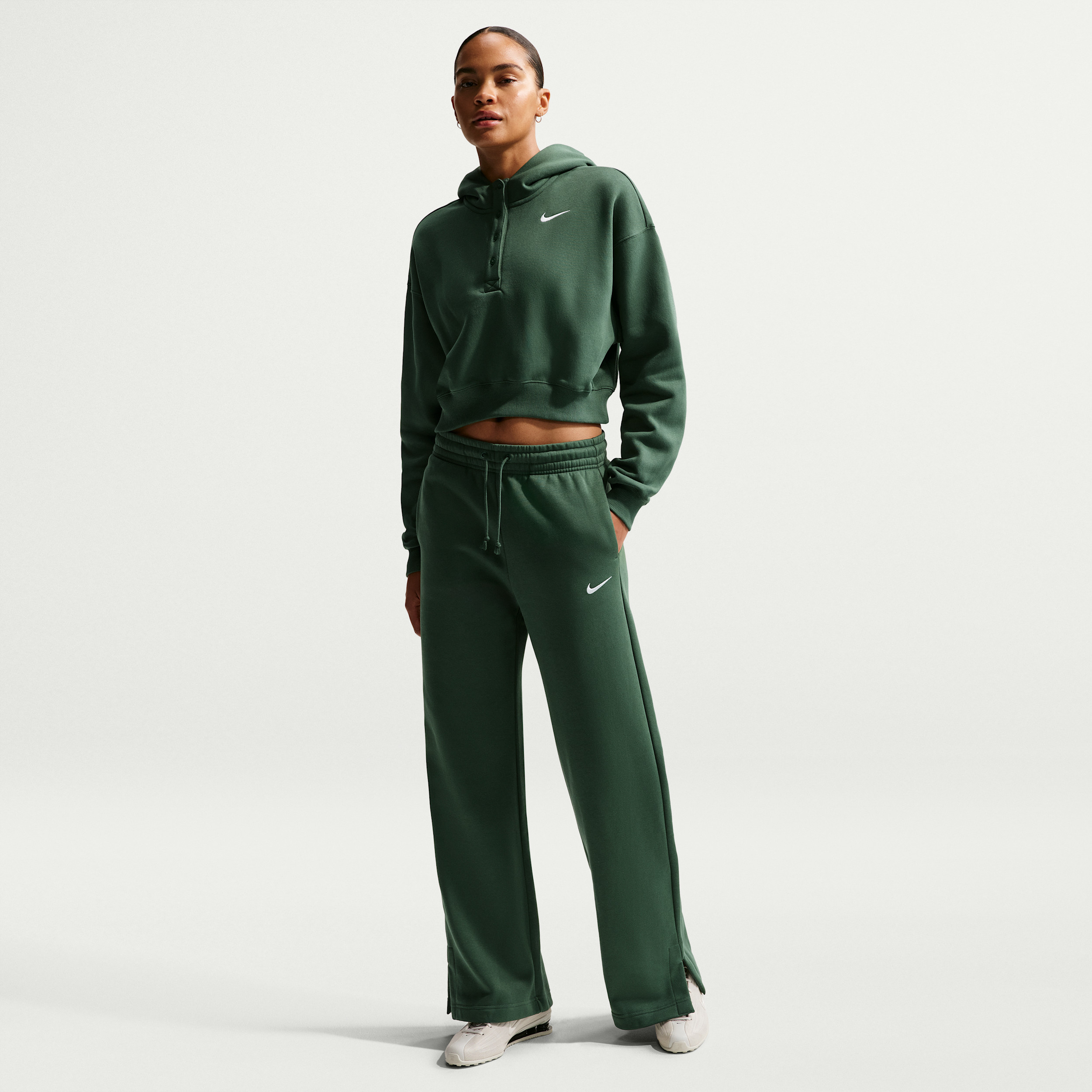 Women's Nike Sportswear Phoenix Fleece High-Waisted Wide-Leg Pants in Green | IH1011-323 | Nike (US)