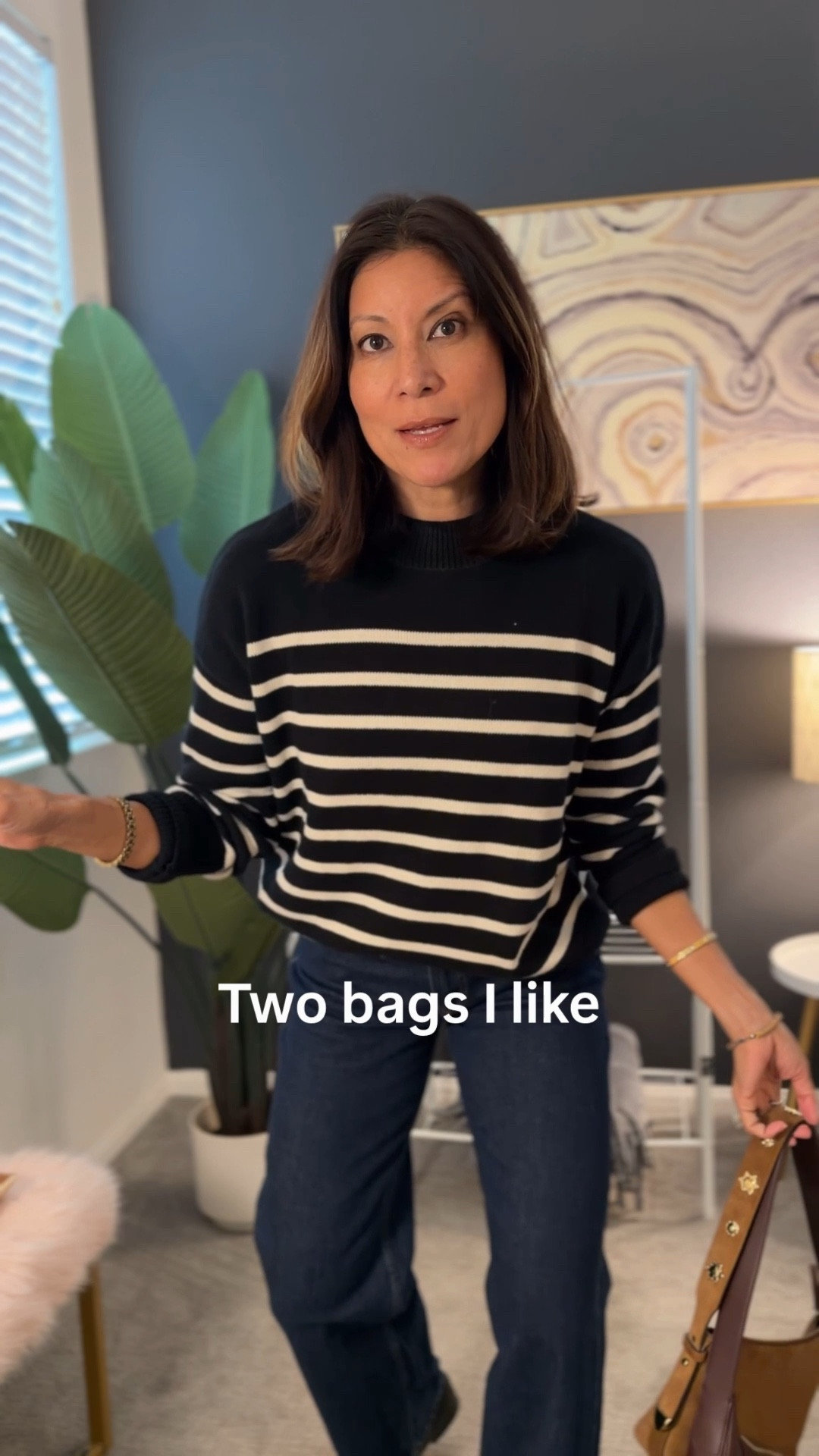 They are both good :) 


Madewell style 
Handbags 

#LTKgrwm #LTKOver40 #LTKootd