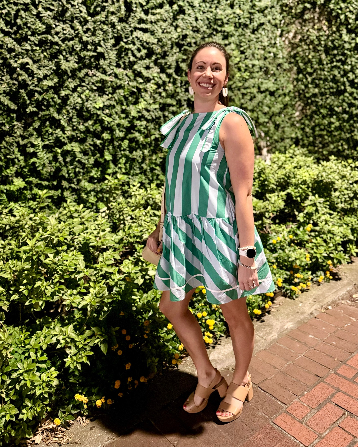 Current obsession: Mint Julep dresses! 

These looks and dresses are go-tos for everything from casual to more formal dinners out, work events, travel, brunch or even everyday! Shop their Memorial Day sale and save bugs on dresses, tops, bottoms and more! Over 500+ styles on sale!

#LTKSaleAlert #LTKSeasonal #LTKgrwm