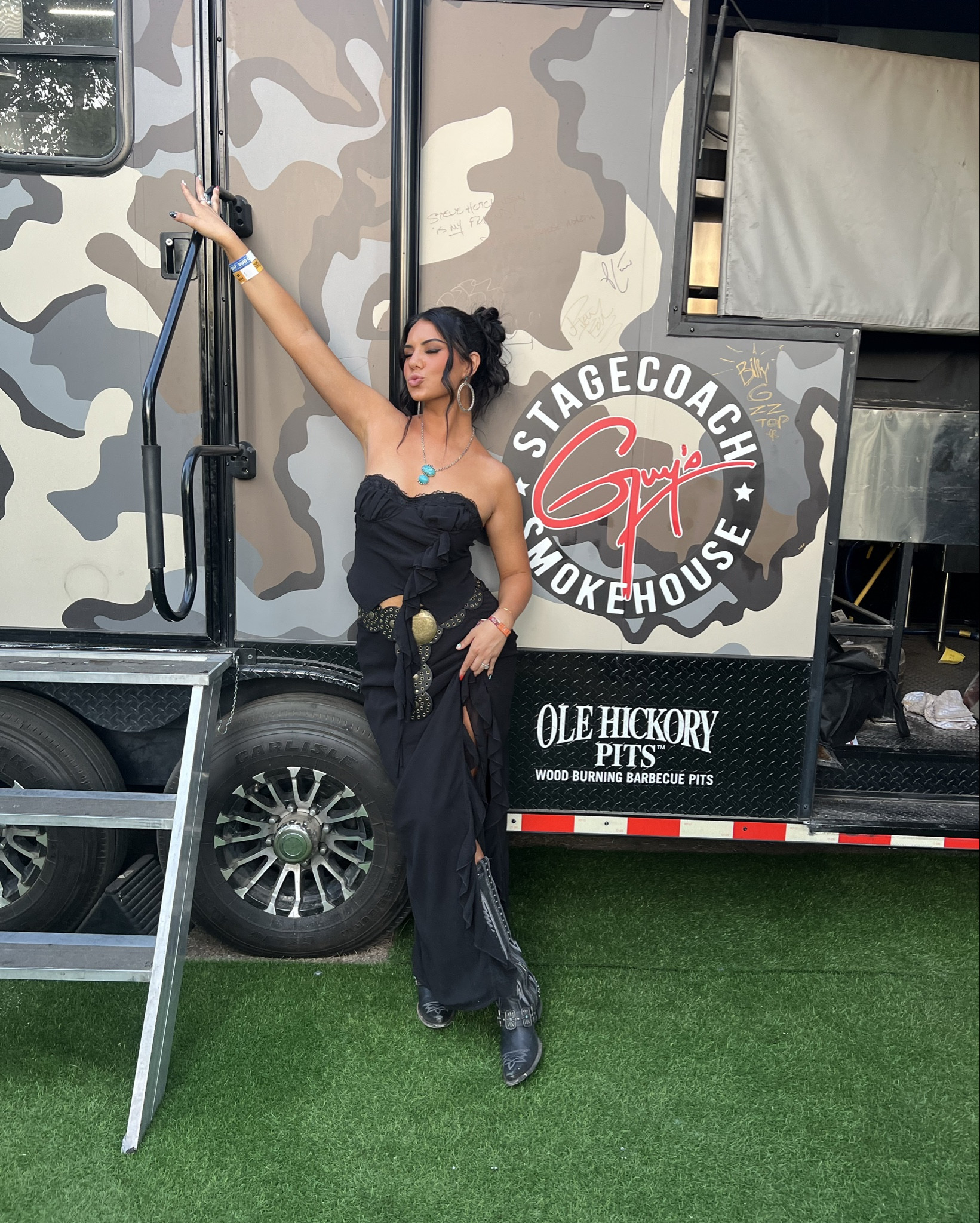 This black 2 piece set is perfect for any country concert or festival and it is on sale for 50% off right now!!! I added this fun disc belt and of course my turquoise jewelry. 

#LTKstyletip #LTKfindsunder50 #LTKFestival