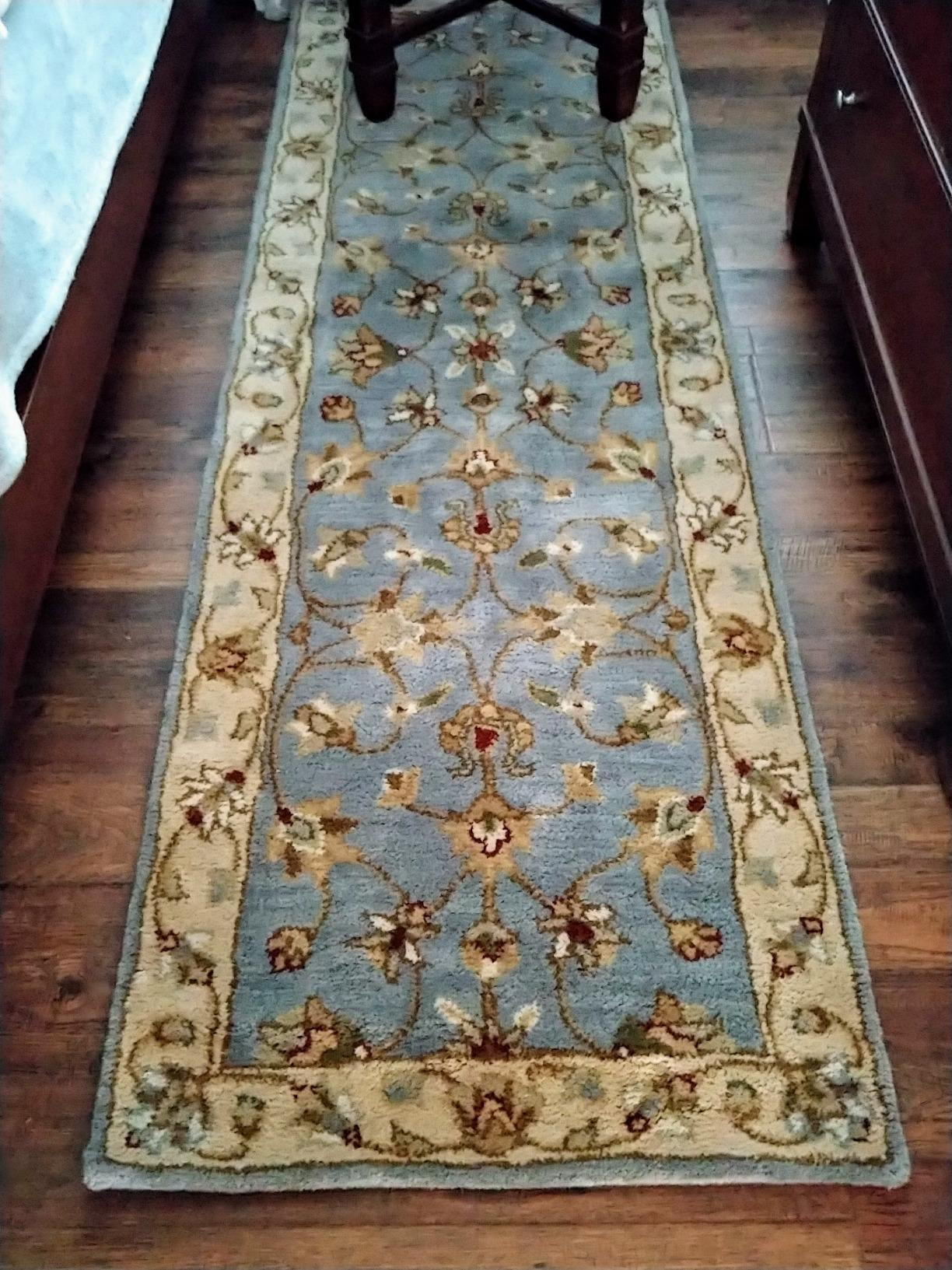 SAFAVIEH Royalty Collection Runner Rug - 2'3" x 7', Blue & Beige, Handmade Traditional Oriental Wool, Ideal for High Traffic Areas in Living Room, Bedroom (ROY343B) | Amazon (US)