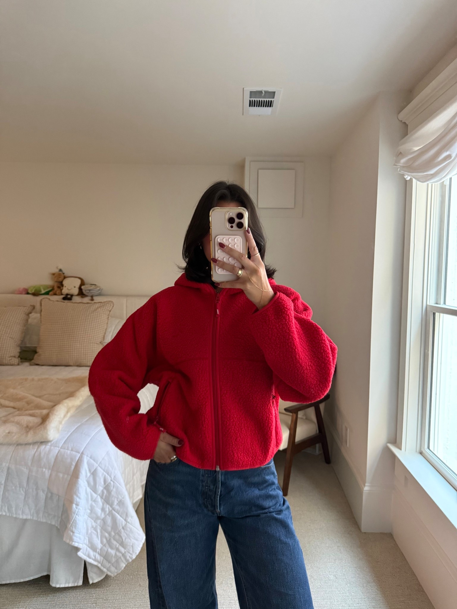 Love a pop of color especially during the holidays ❤️ Wearing a size L! @Aritzia #Ad #AritziaPartner