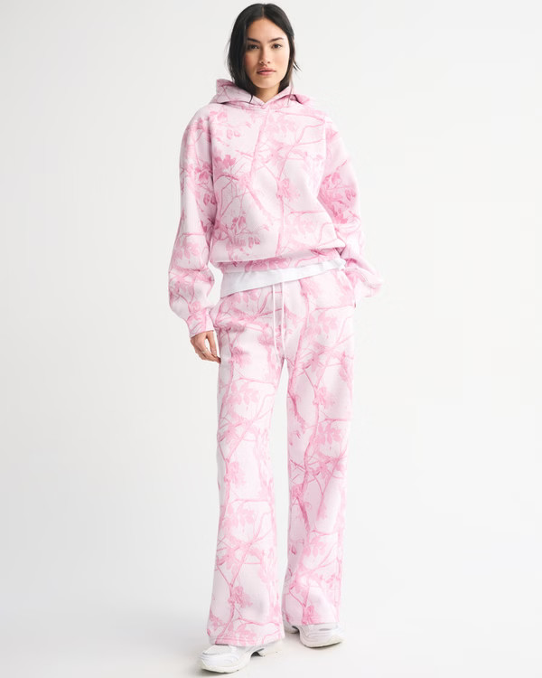 High Rise Sunday Wide Leg Sweatpant | Abercrombie & Fitch (US)