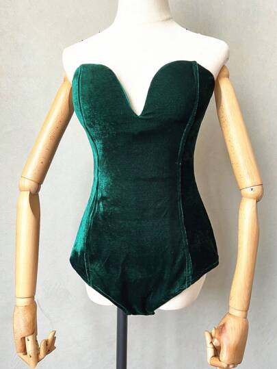 One Piece Green Velvet Halloween Bodysuit With Strapless Detail | SHEIN