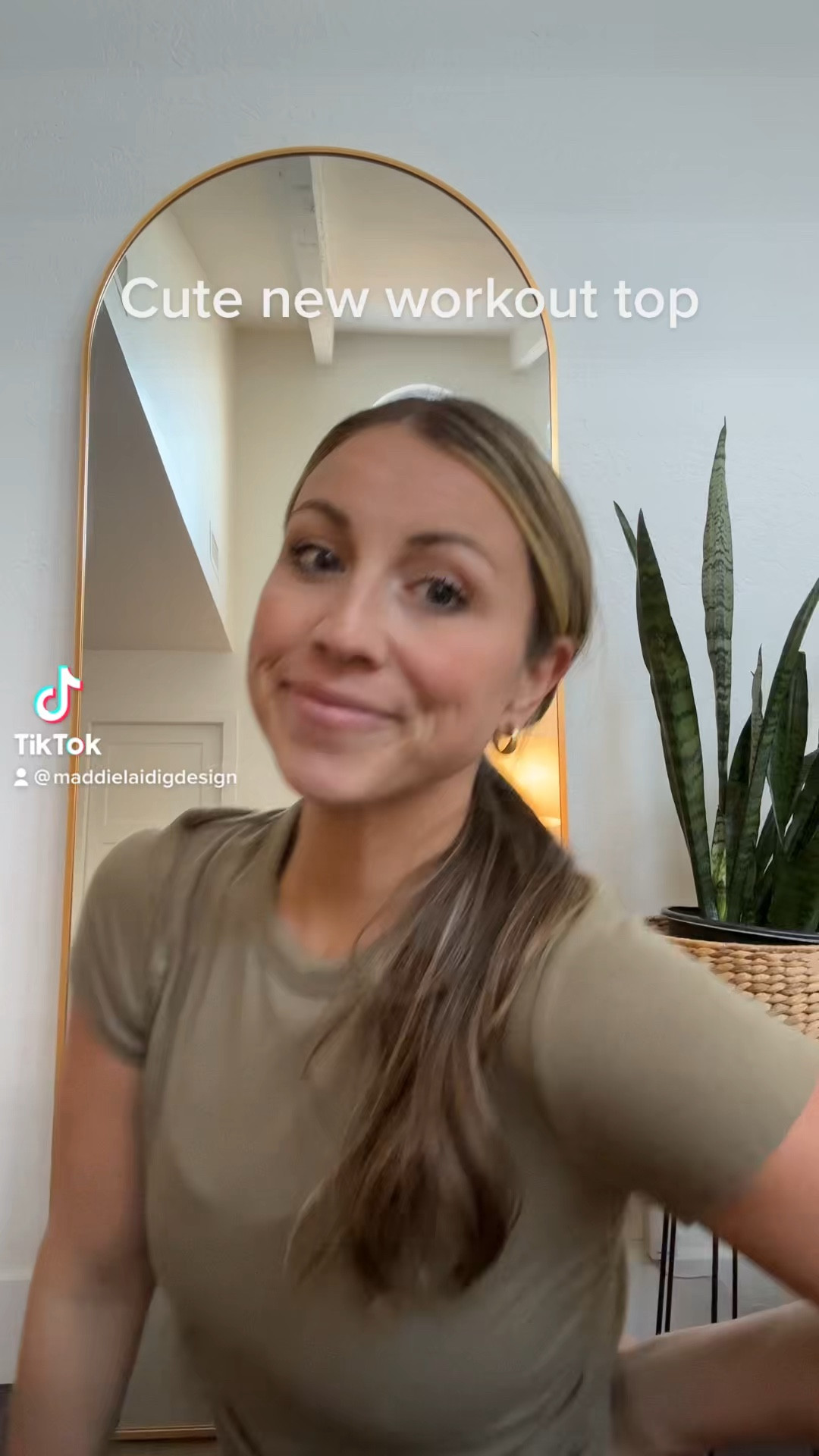 New workout gear - obsessed with this top! #oldnavy

#LTKSeasonal #LTKfit #LTKunder50