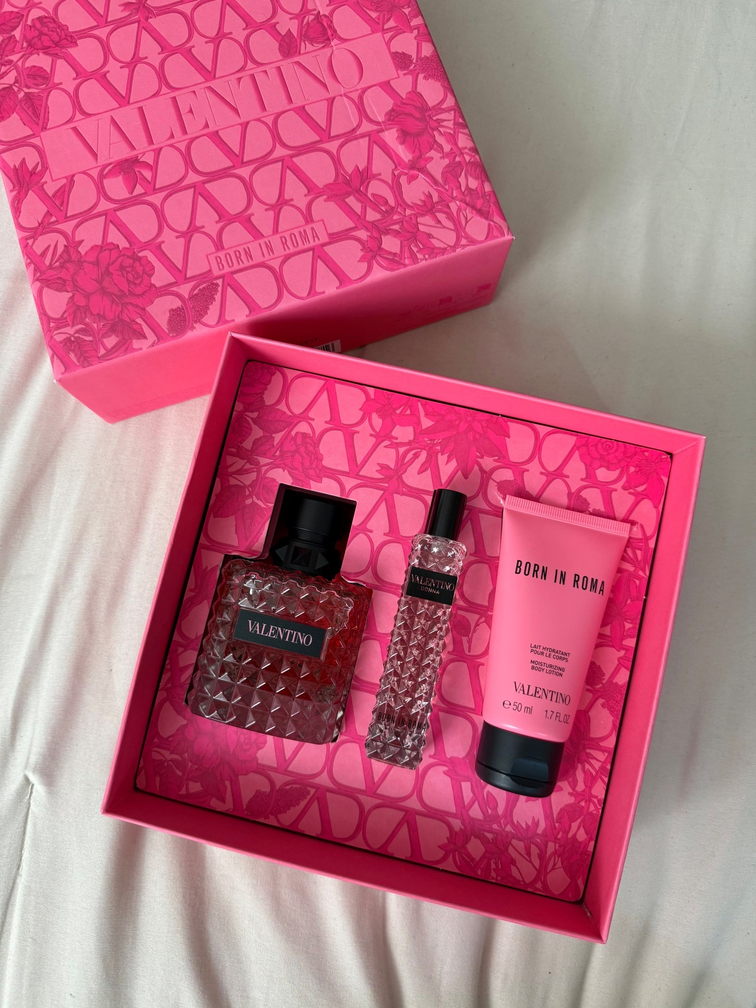 This is my third time purchasing this🥰 it smells so yummy. It will literally get you compliments ✨ #valentino #borninroma #perfumes #fragrances

#LTKBeauty #LTKGiftGuide