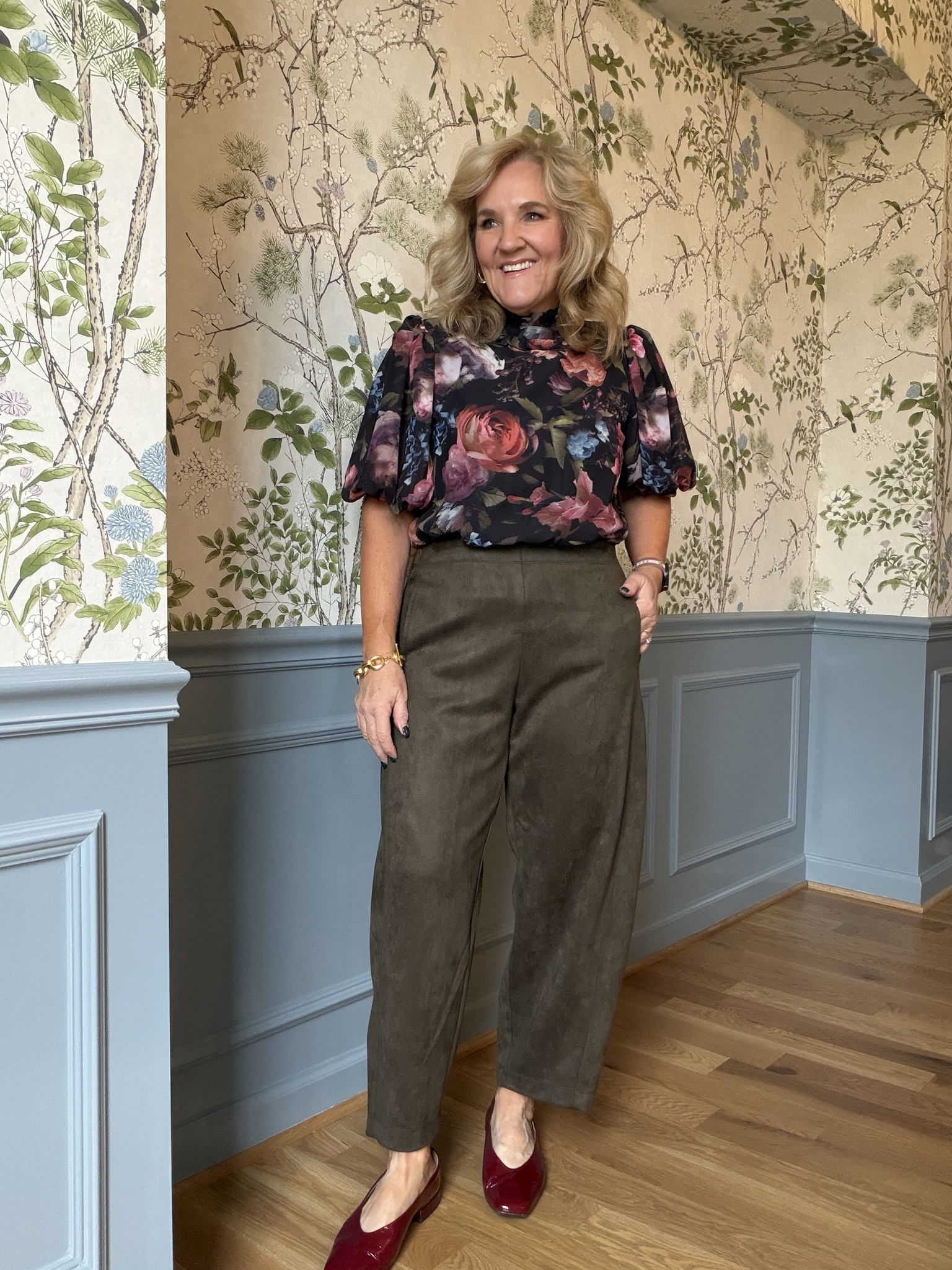 Need a wedding guest dress? What about a Valentine’s Day date outfit. The skirt and top end up being about $50 total! And then you can wear the pieces as separates too!
Faux suede barrel pants or flares, both size medium.
Peplum blouses true to size, with no gaping! Size medium.
Long vest is super chic. Wear to the office or weekend with jeans. Size medium.
Wearing size medium/size 8 in all my Nordstrom rack scores! 

#LTKFindsUnder50 #LTKOver40 #LTKWedding