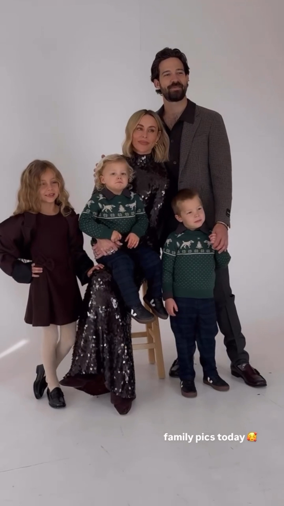 Family Christmas card shoot✨

#LTKHoliday #LTKFamily #LTKKids