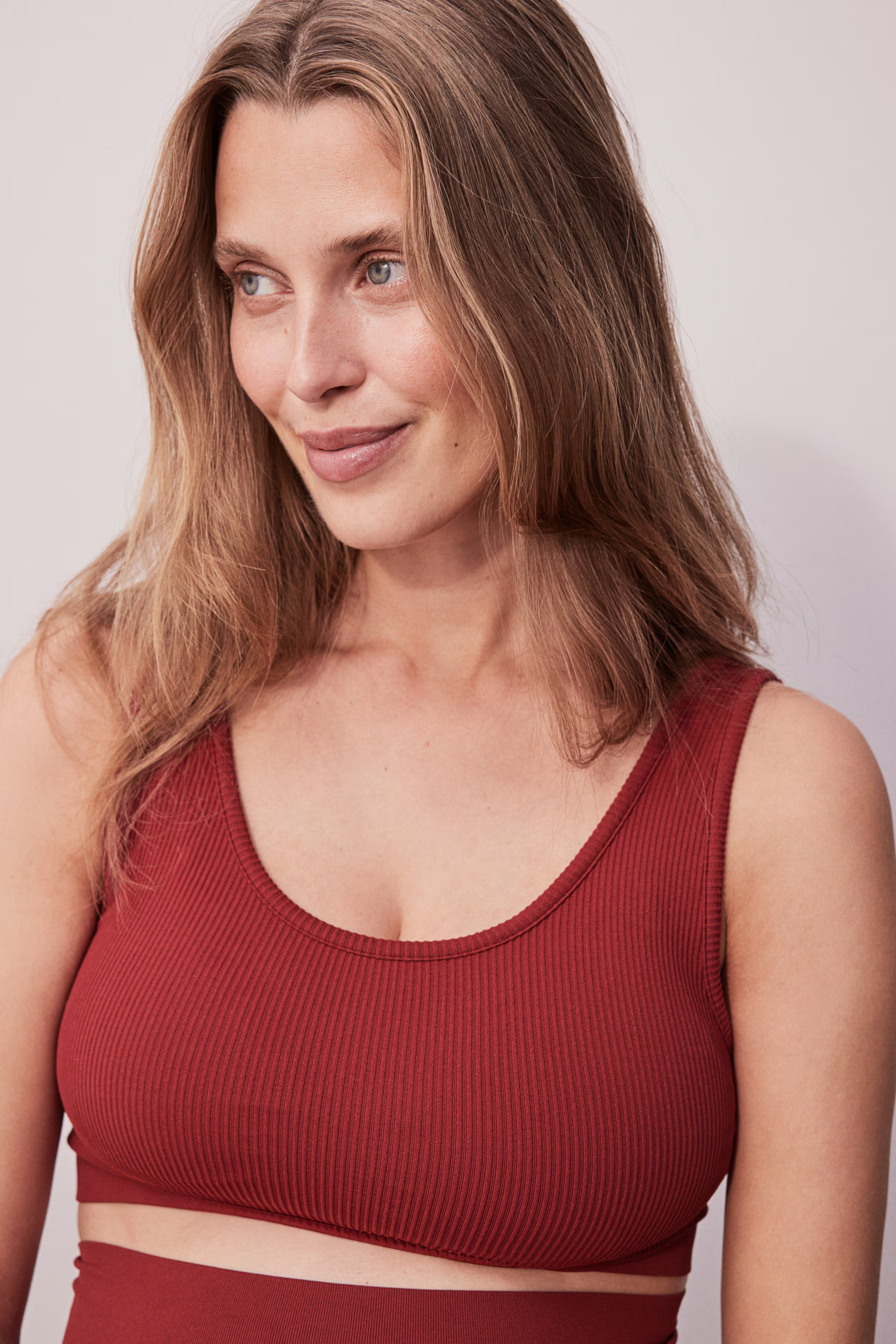 MAMA 2-piece Seamless set - Deep neckline - Sleeveless - Dark red - Ladies | H&M GB | H&M (UK, MY, IN, SG, PH, TW, HK)