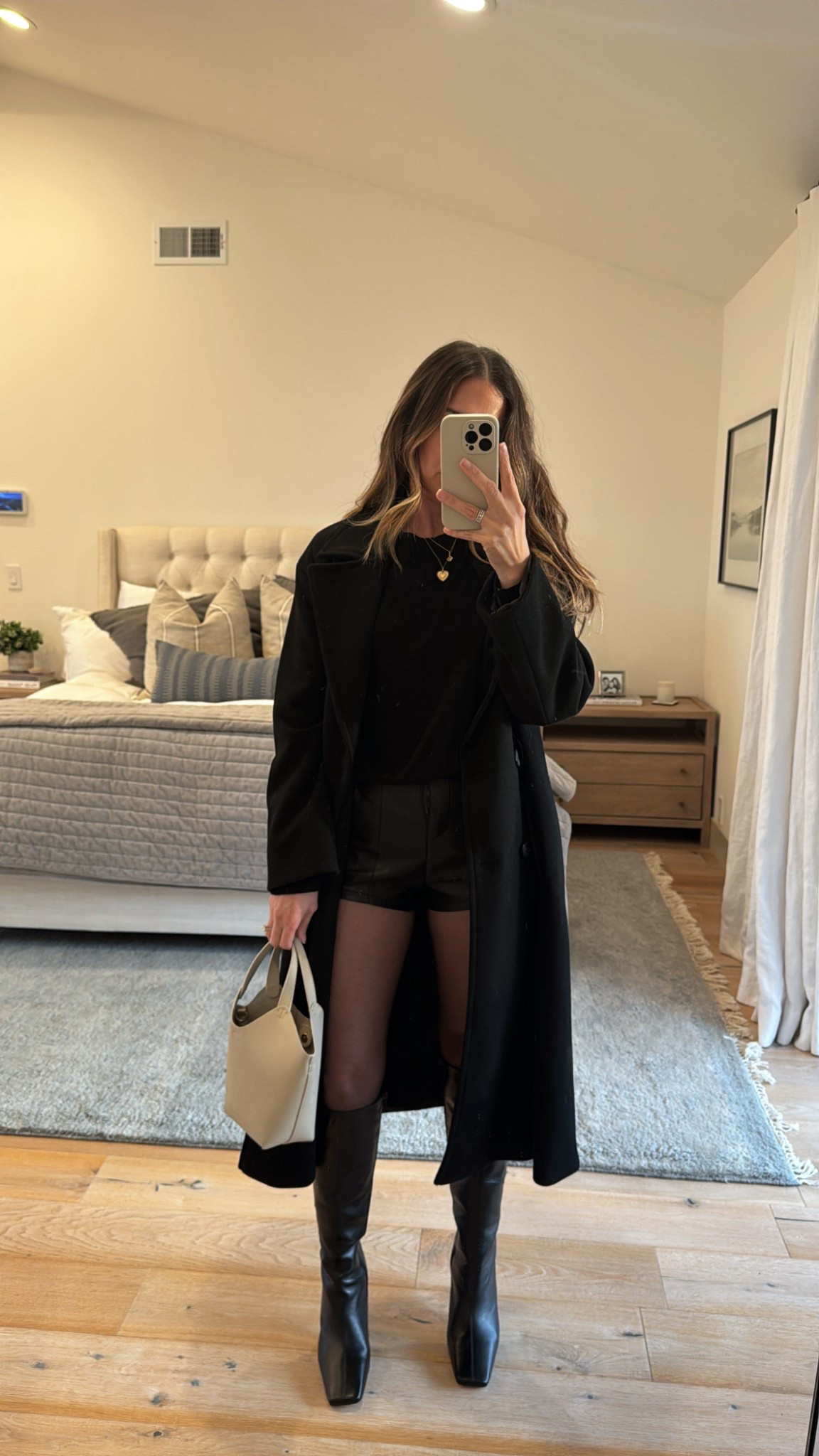 Aspen

Leather shorts, black coat, winter coat, tights, black boots , black
Sweater 

#LTKTravel #LTKSeasonal #LTKShoeCrush