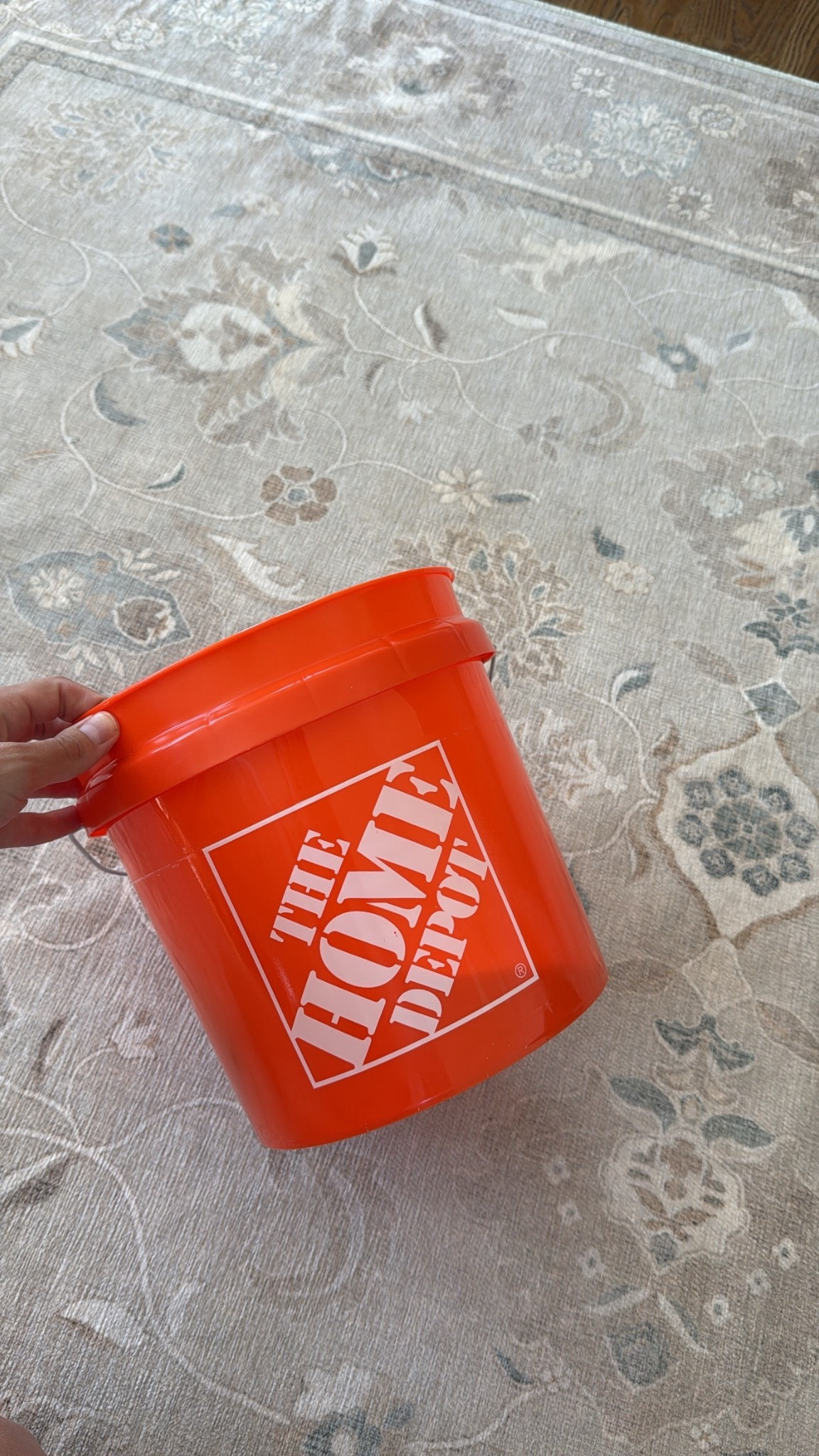 the cutest hack for toy storage !!! 🧸🪣