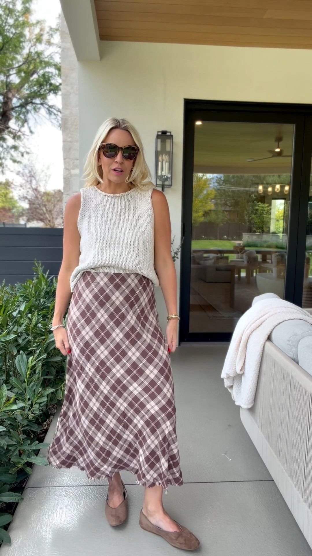 This skirt is perfect for fall Lee family photos!

#LTKootd #LTKgrwm #LTKmomlife