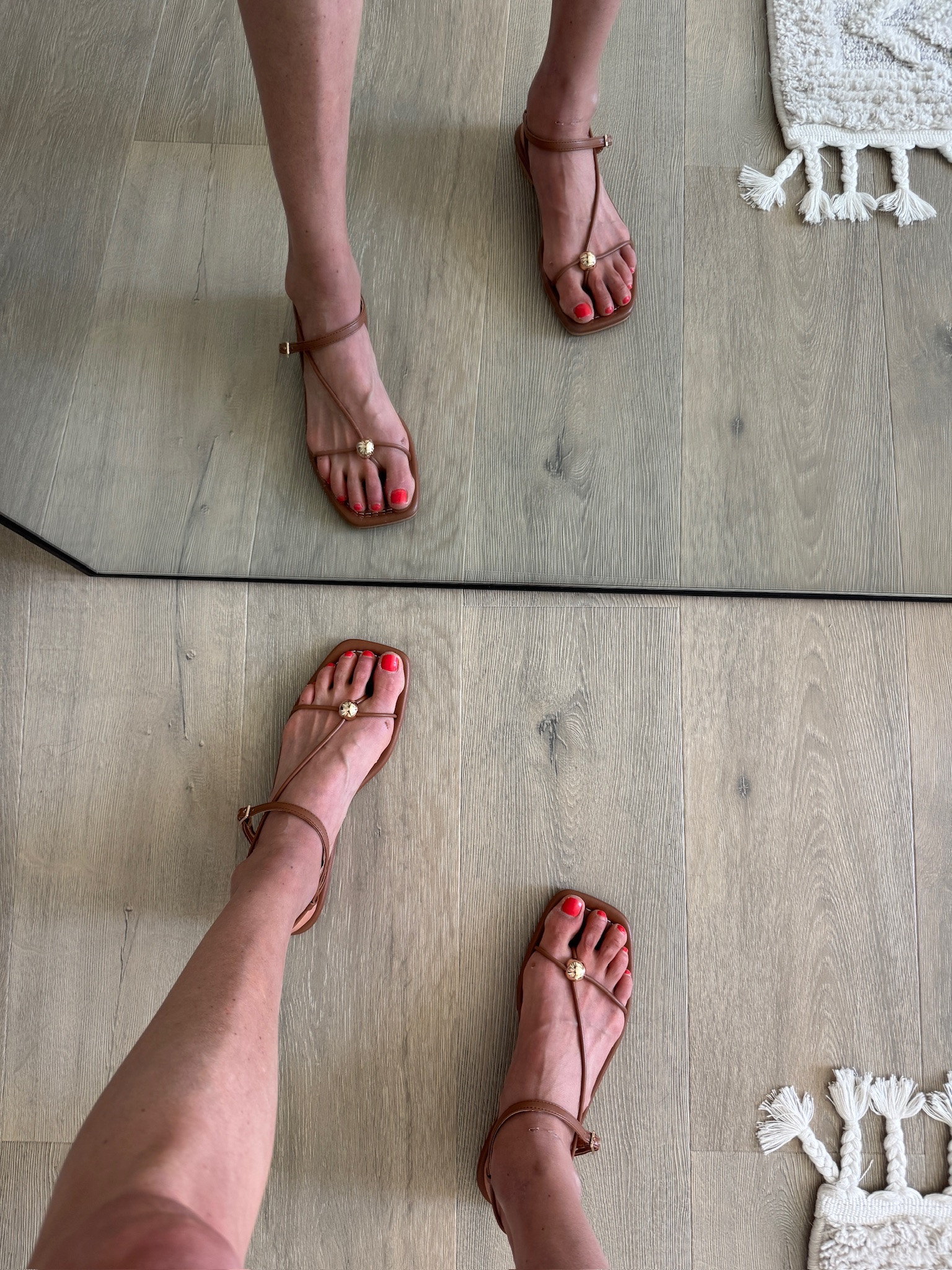 The sandals I keep reaching for on repeat.

Simple, neutral, and go with everything. Easy to dress up or wear casually, and they instantly pull any outfit together.

Linked these for you.

#LTKSeasonal #LTKdayinmylife #LTKootd