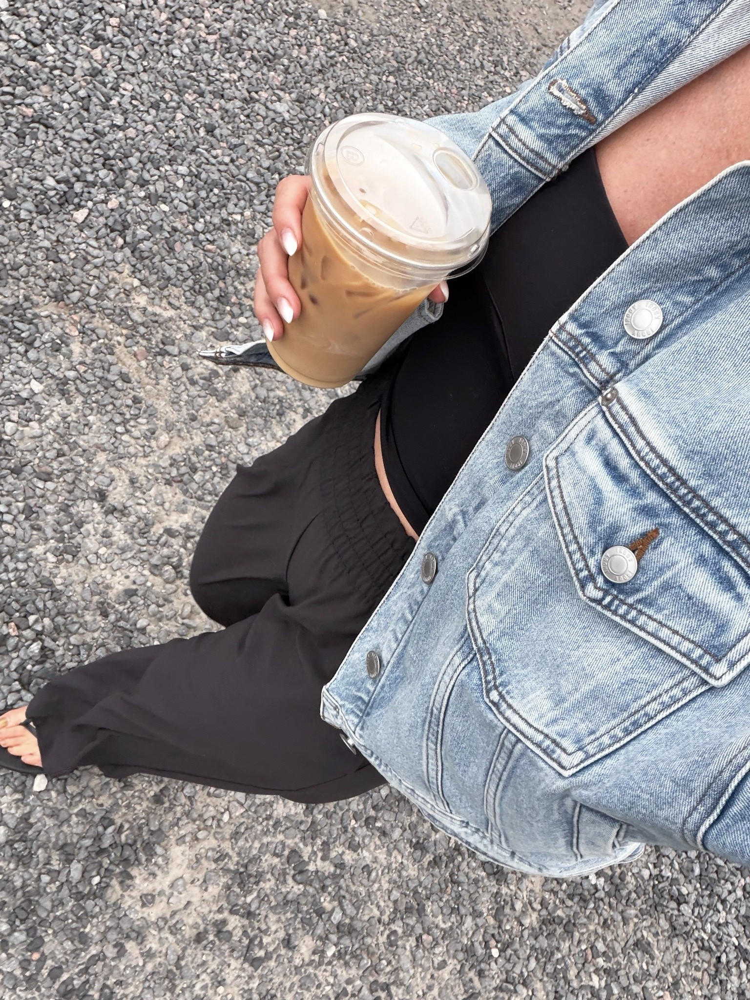 @Vuori US everything 
Size down in the denim jacket

#LTKcanada #LTKfall #LTKsummer
