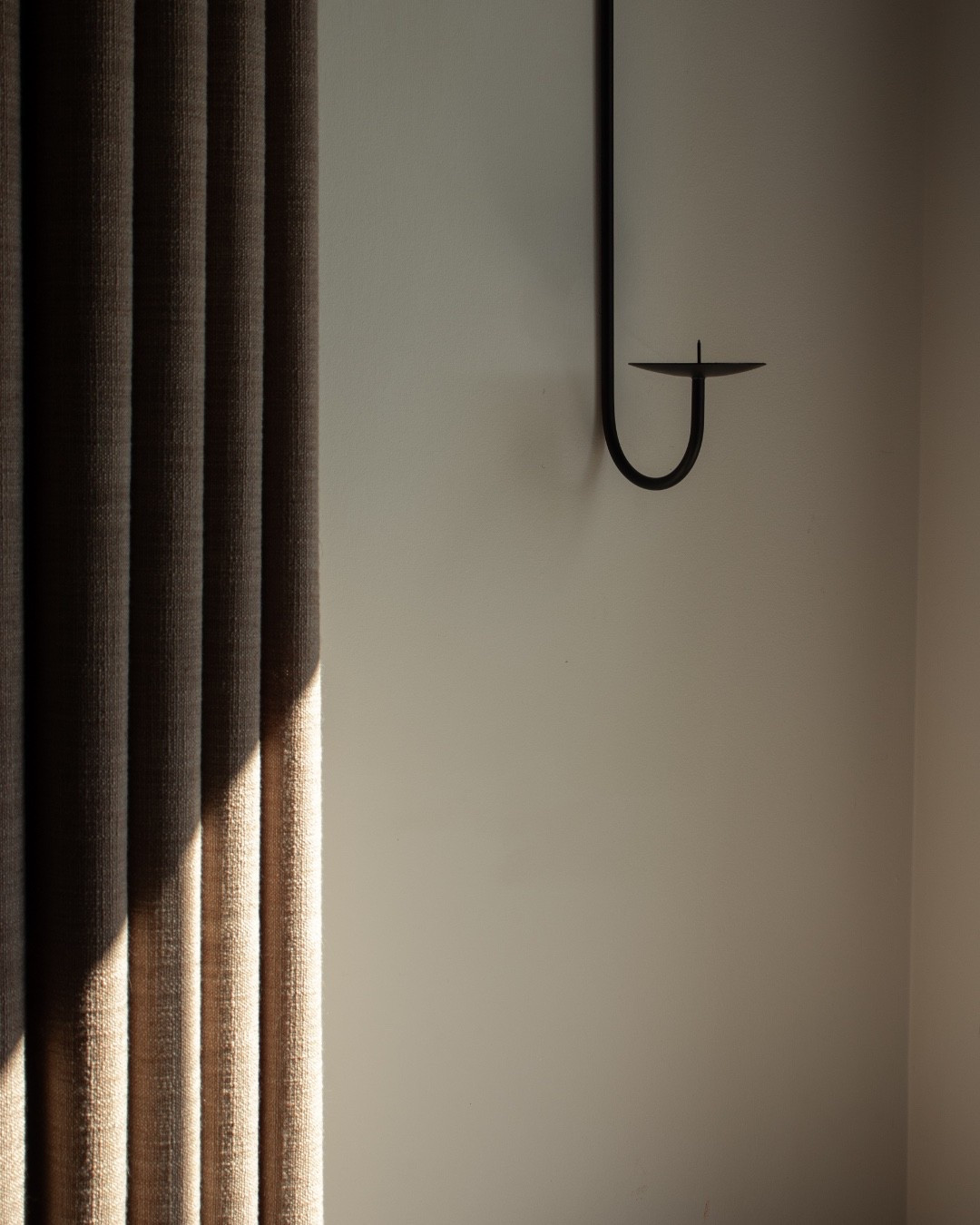 New wall sconces in the living room
🕯️ 

Liz Linen Triple Pleat curtain in Taupe Grey (unlined) use code ATHOMEWITHCATE to save 