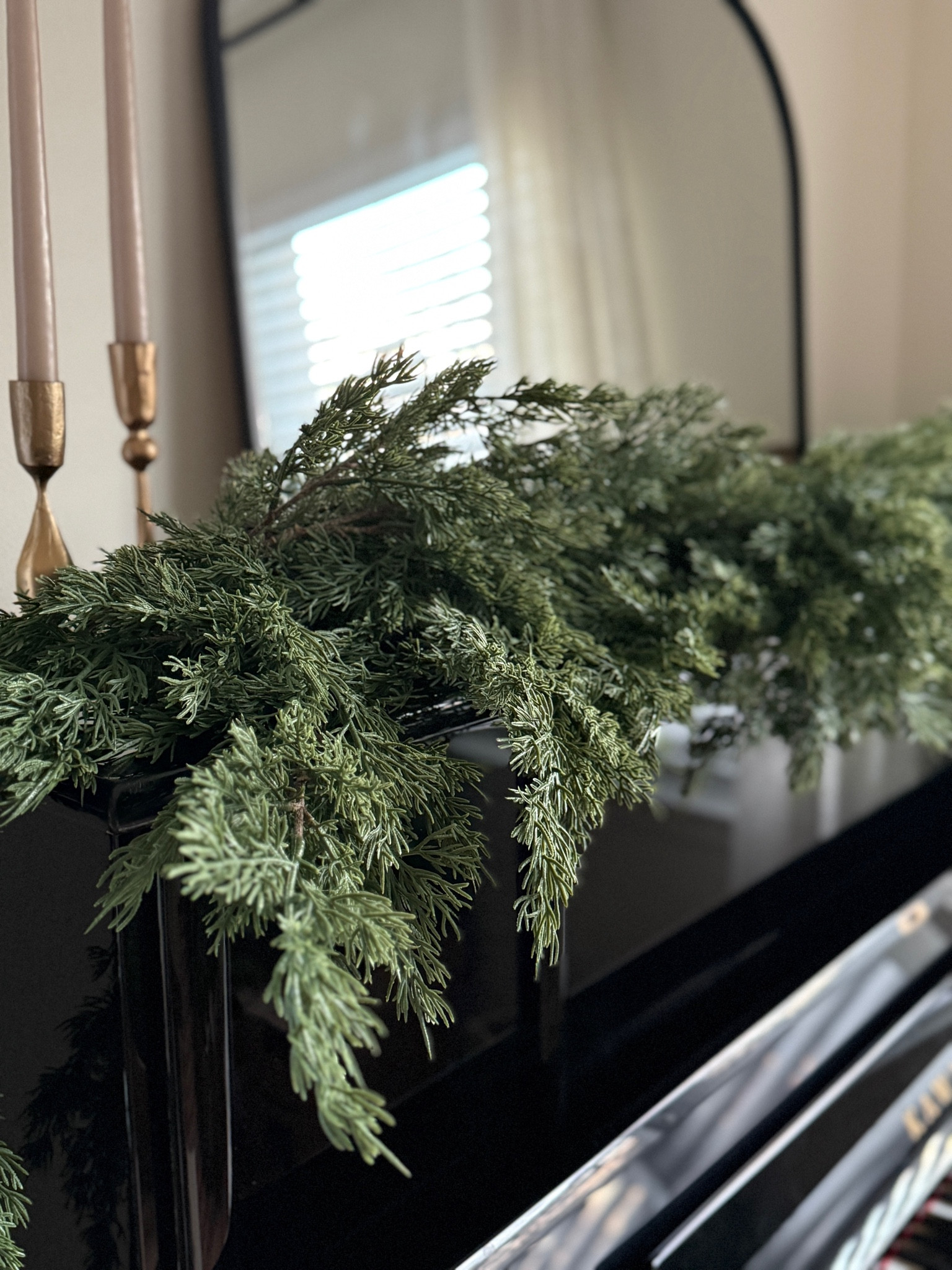 Last day for 25% off holiday greenery at afloral! 
Use code COUNTDOWN 

#LTKHoliday #LTKSaleAlert #LTKSeasonal